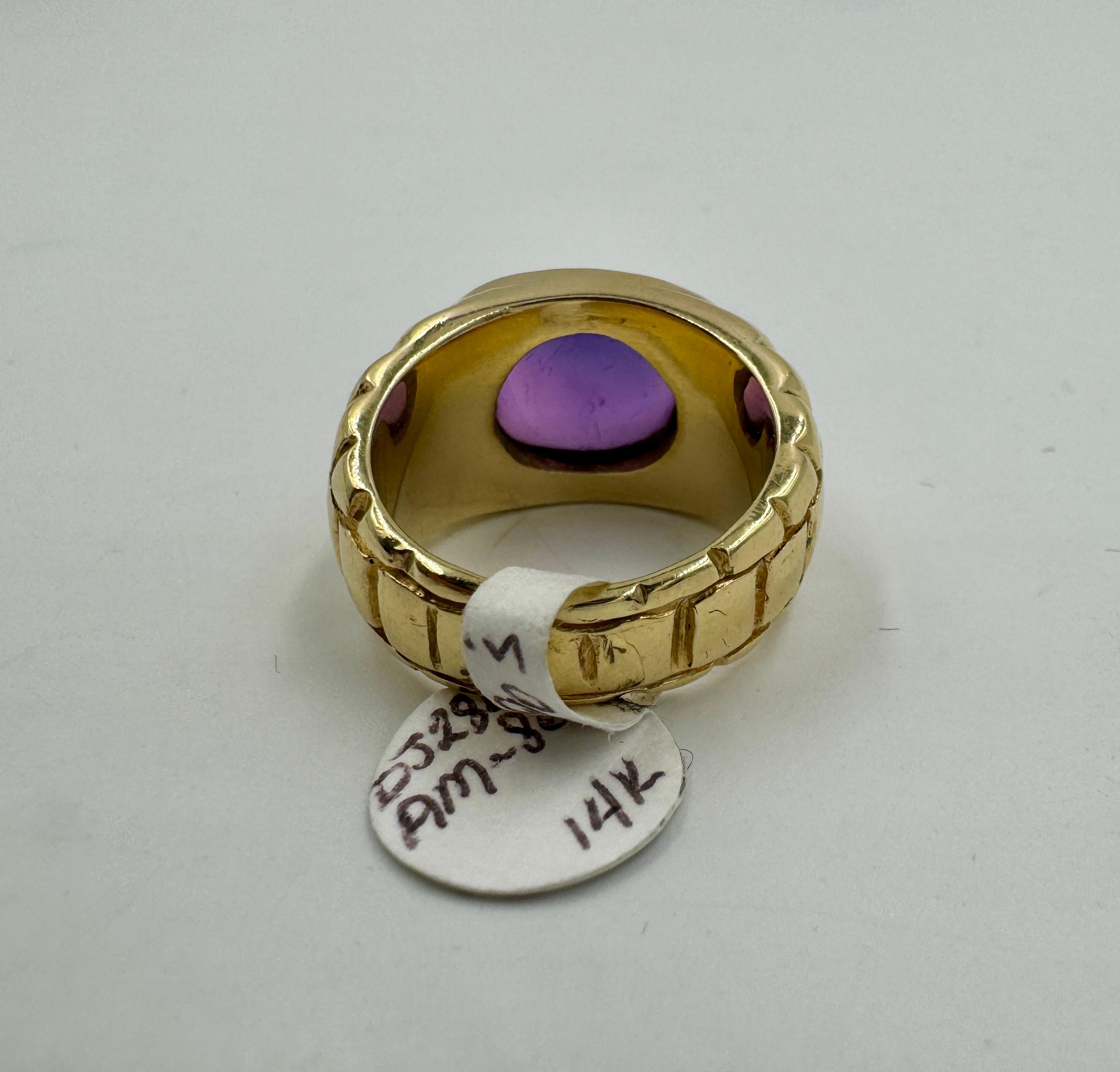 Cabochon Estate Amethyst Yellow Gold Ring  For Sale