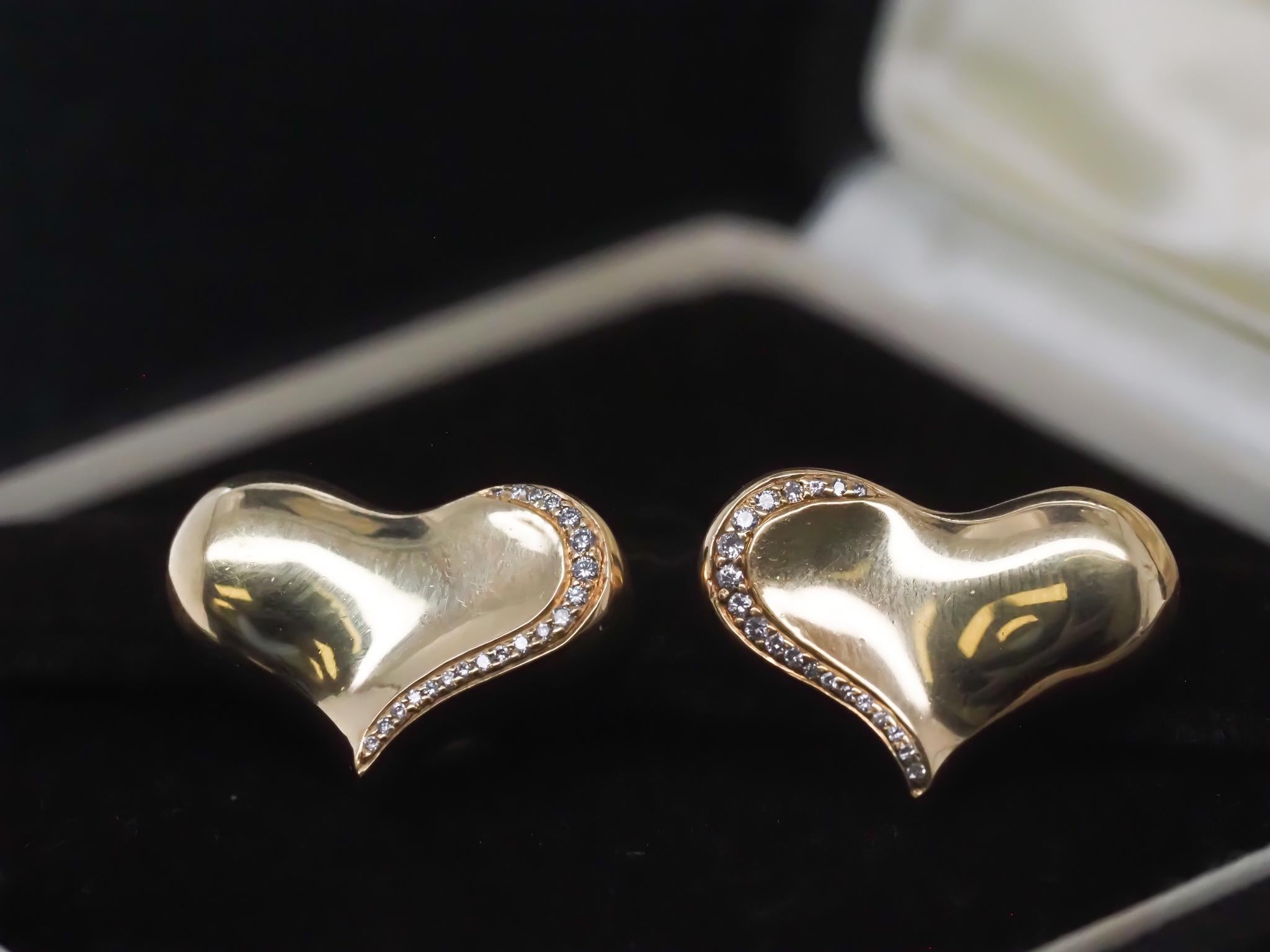 Estate Angela Cummings 18K Gold and Diamond Heart Earrings - VHK#983 For Sale 6