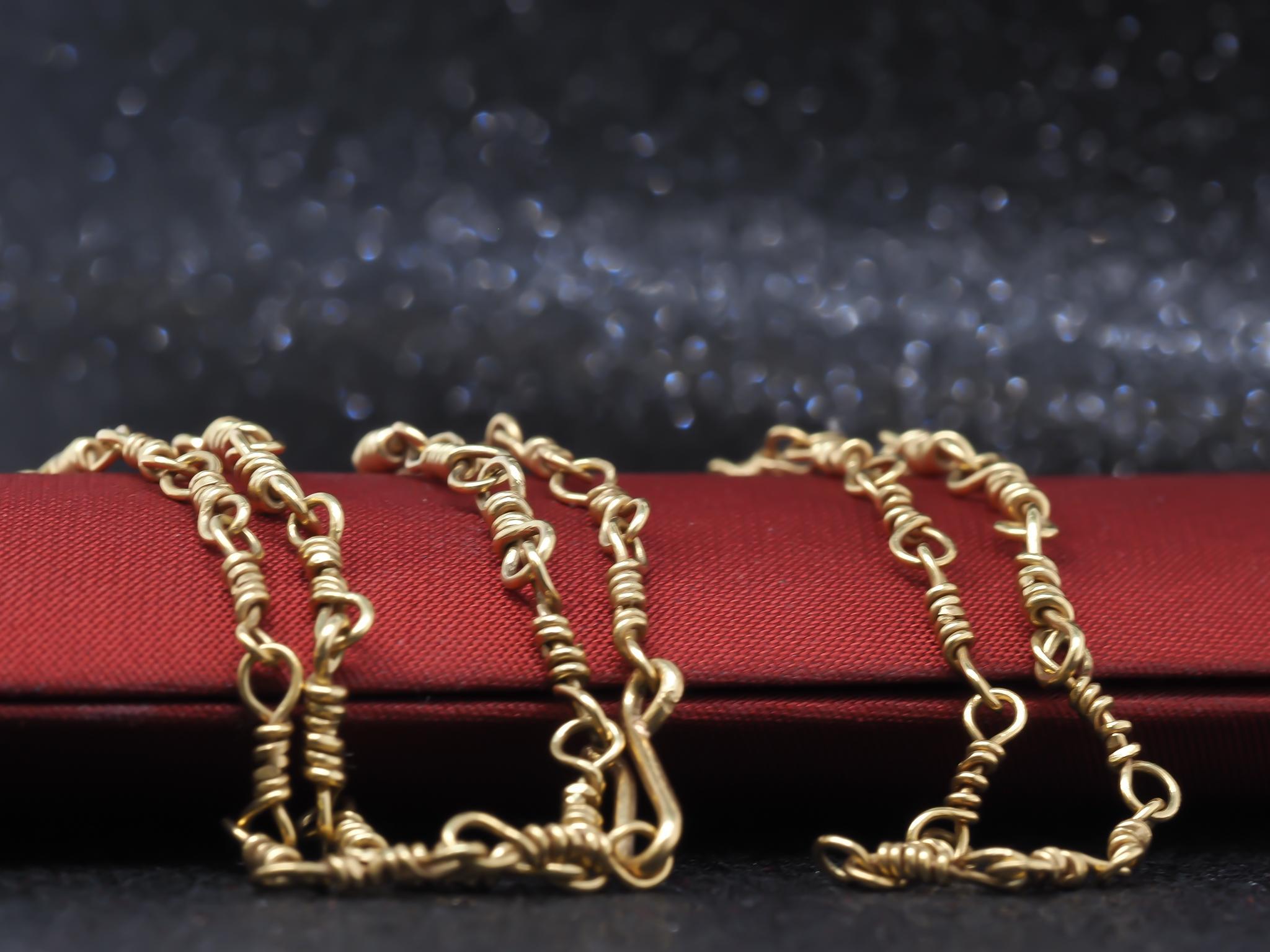 Chaîne à maillons unique en or jaune 18 carats, ancienne propriété - VHK#973 en vente 2