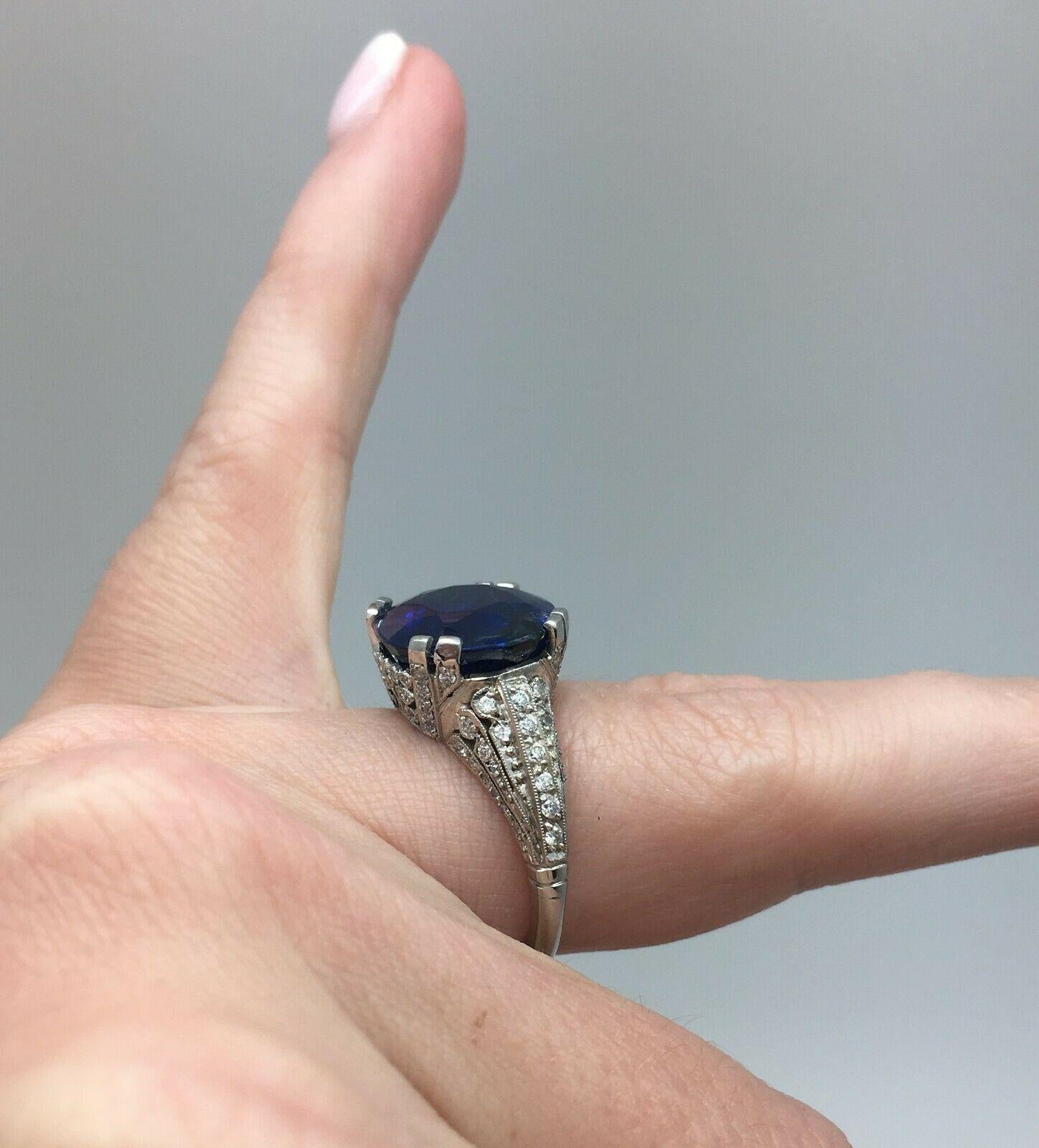 Estate Antique Art Deco GIA Certified 11.91 Carat Burma Sapphire Diamond Ring In Excellent Condition For Sale In Houston, TX