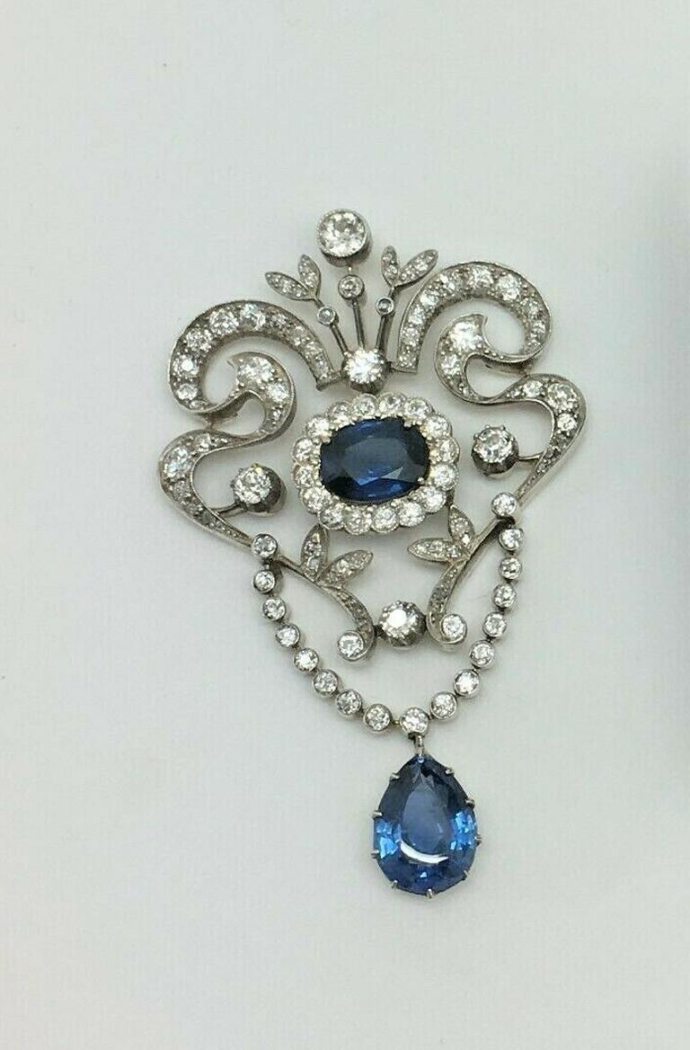 Women's Estate Antique GIA Art Deco 12.86 Old European Diamonds and Sapphire Brooch Pin For Sale