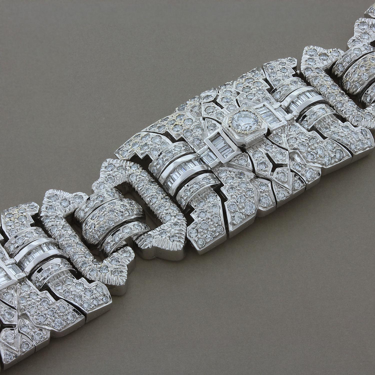 Estate Antique Style Diamond Gold Bracelet In Excellent Condition In Beverly Hills, CA