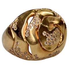 Estate Antonini 18K Champagner-Diamant-Cocktailring mit großer Kuppel und durchbrochener Blumenverzierung