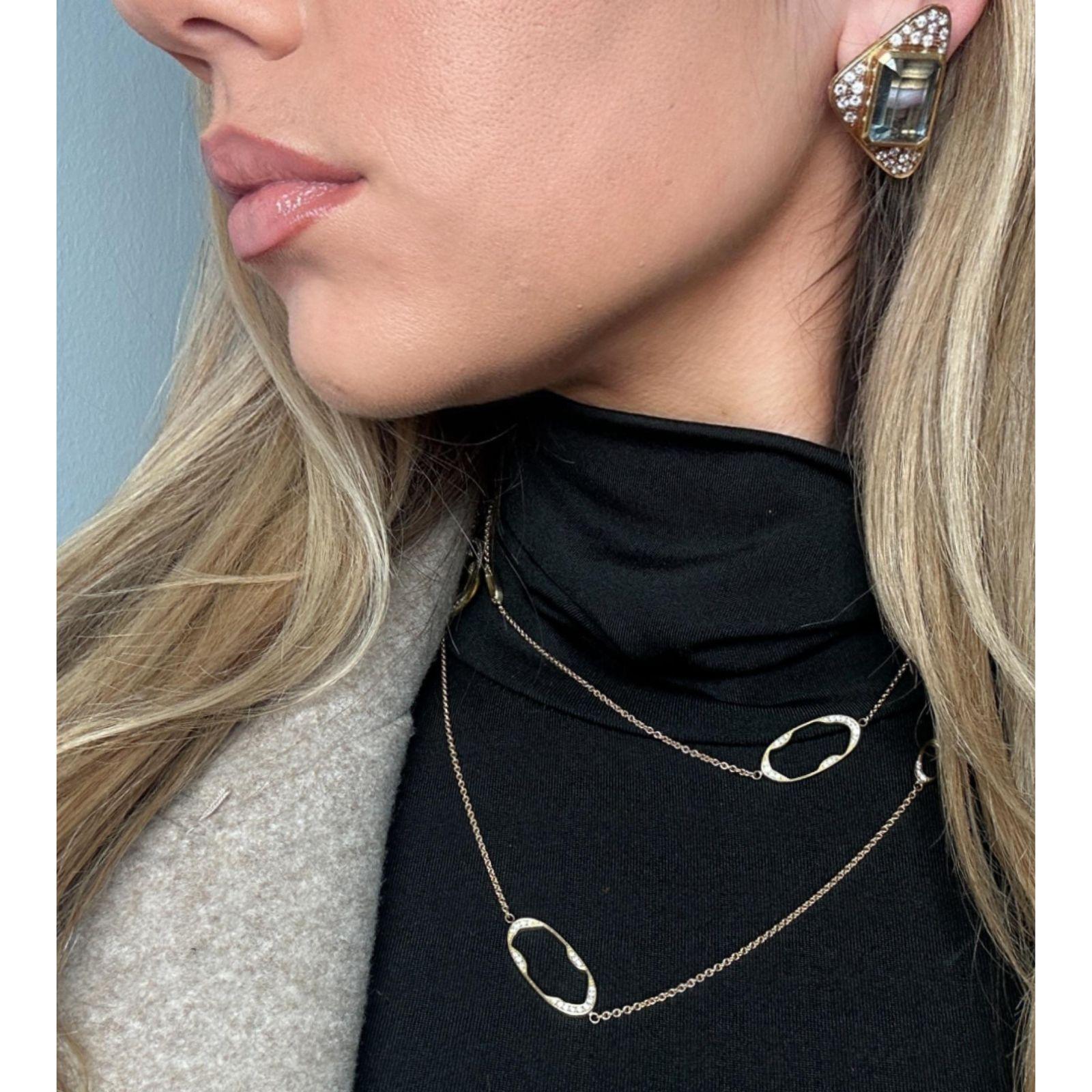 Moderne Boucles d'oreilles en or jaune 18K avec aigue-marine et diamant ~21.28CTW en vente