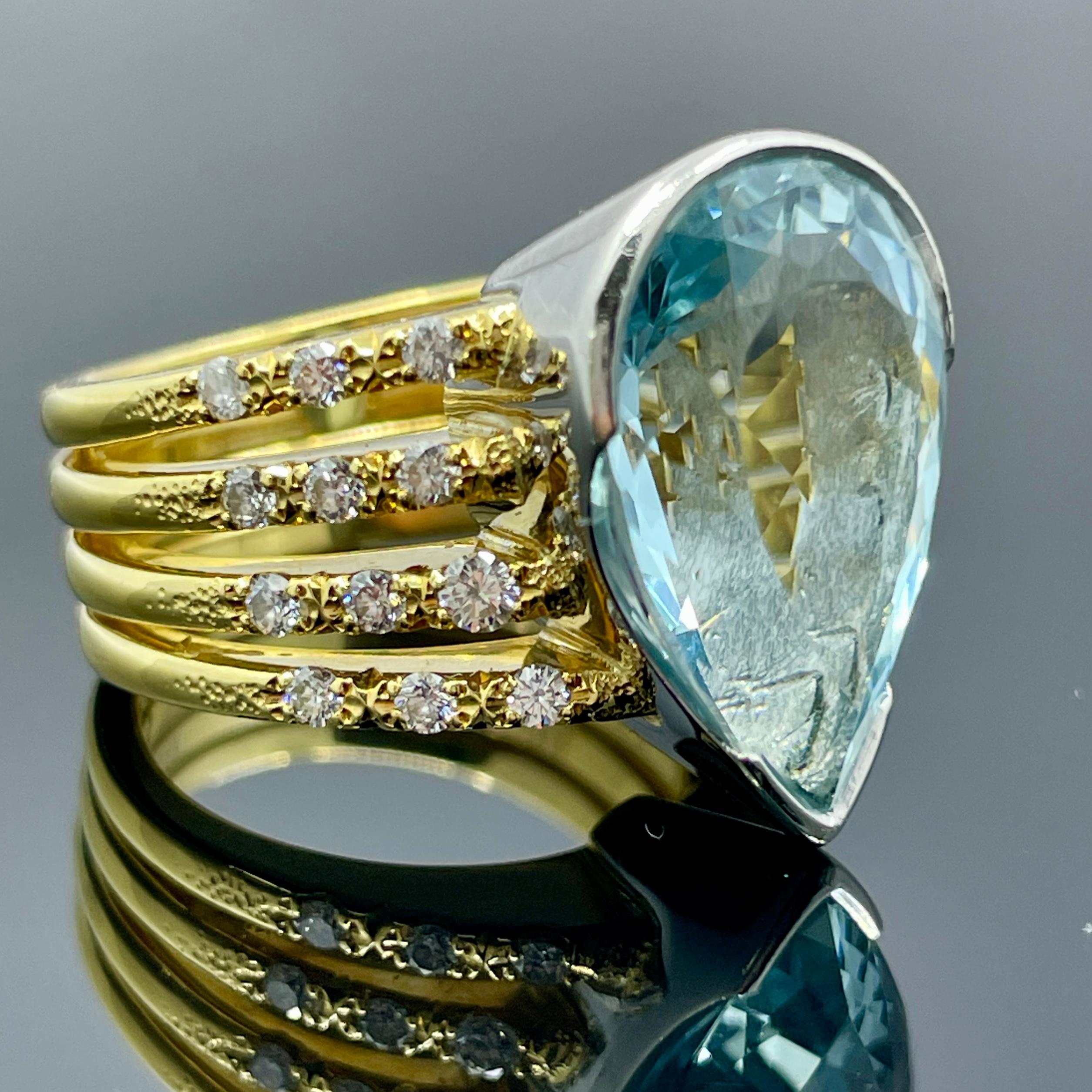 Taglio a goccia Anello cocktail con acquamarina e diamante in platino e oro giallo 18 carati  7,73ct in vendita