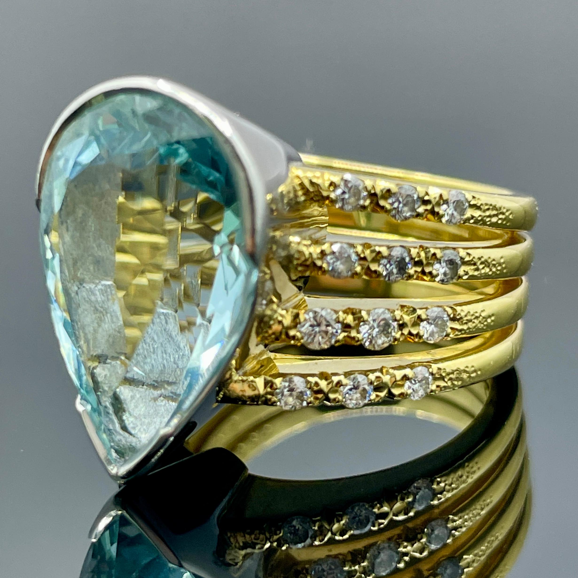 Anello cocktail con acquamarina e diamante in platino e oro giallo 18 carati  7,73ct In condizioni ottime in vendita a Orlando, FL