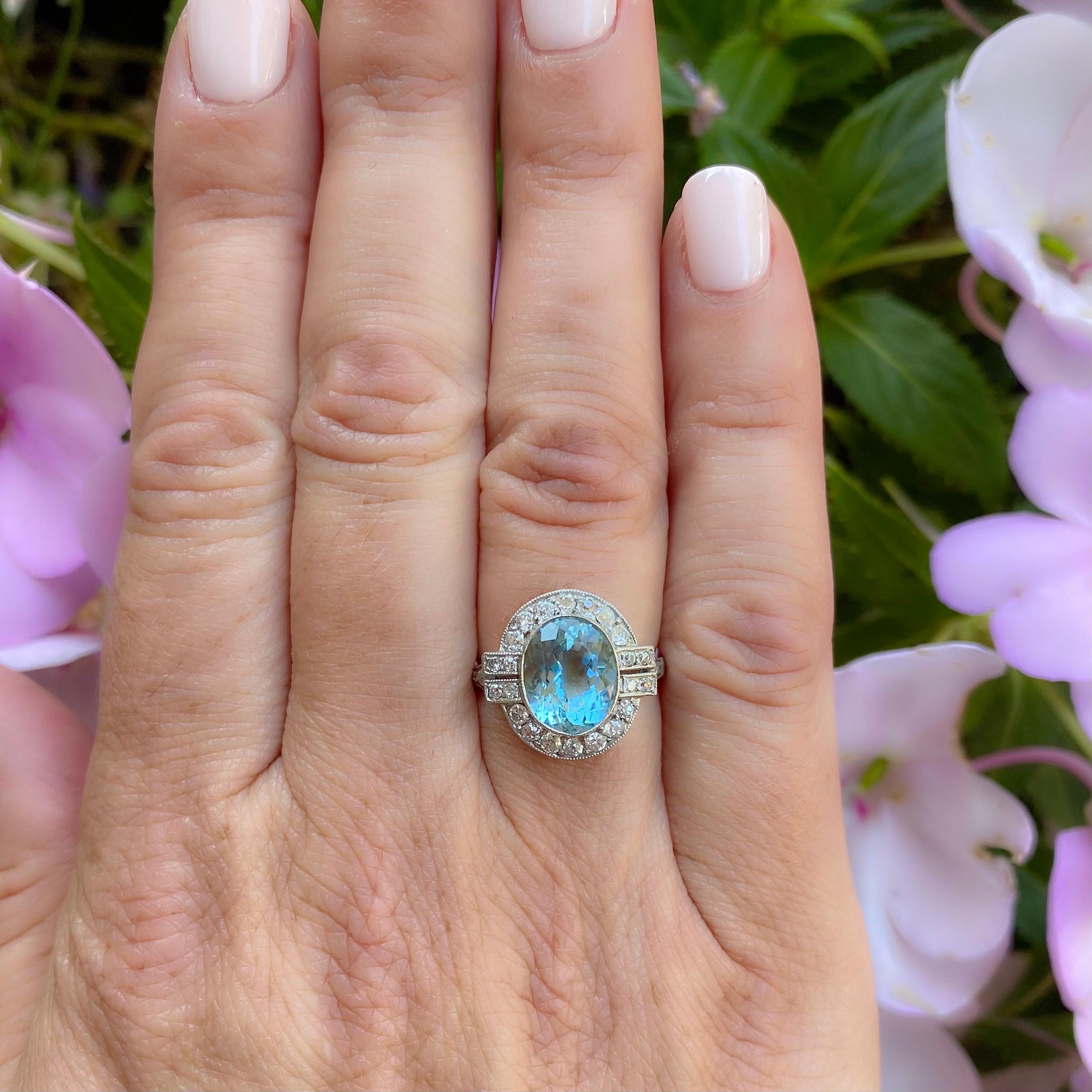 Art Deco Estate Aquamarine & Diamond Ring For Sale