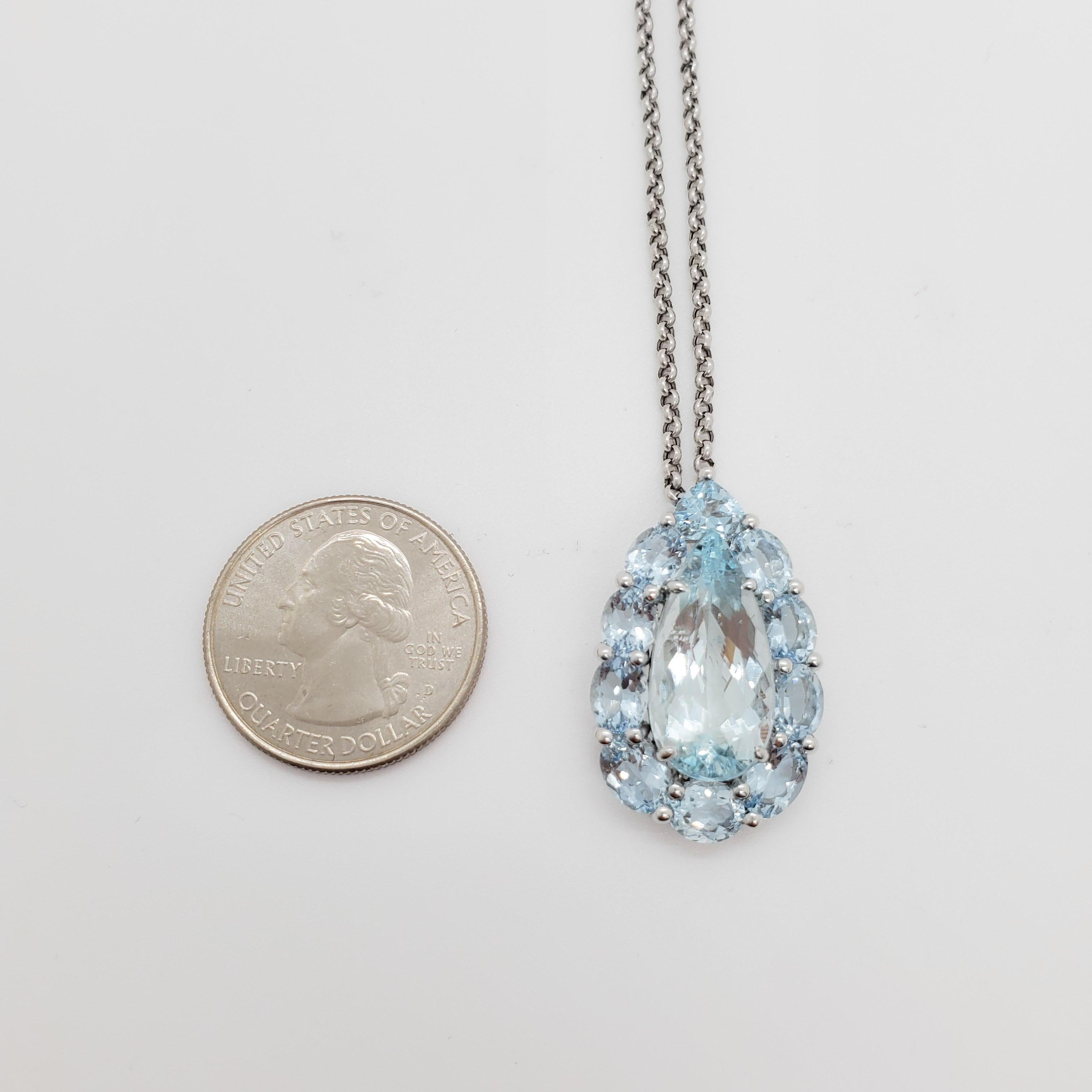 Estate Aquamarine Pear Shape Pendant Necklace in 18k White Gold In Excellent Condition In Los Angeles, CA