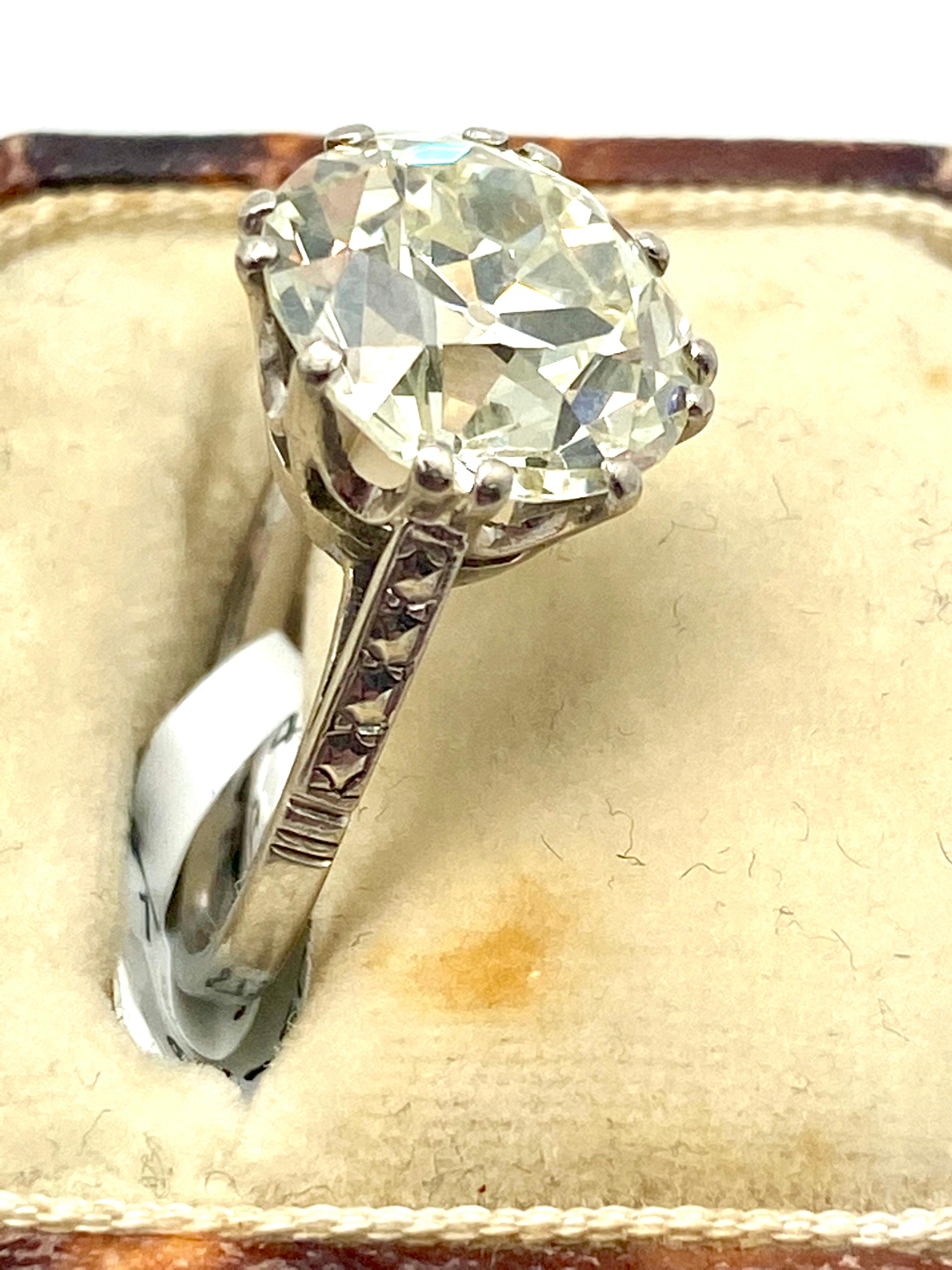 Estate Art Deco 5.03 Carat Old European Cut Diamond Platinum Engagement Ring For Sale 2