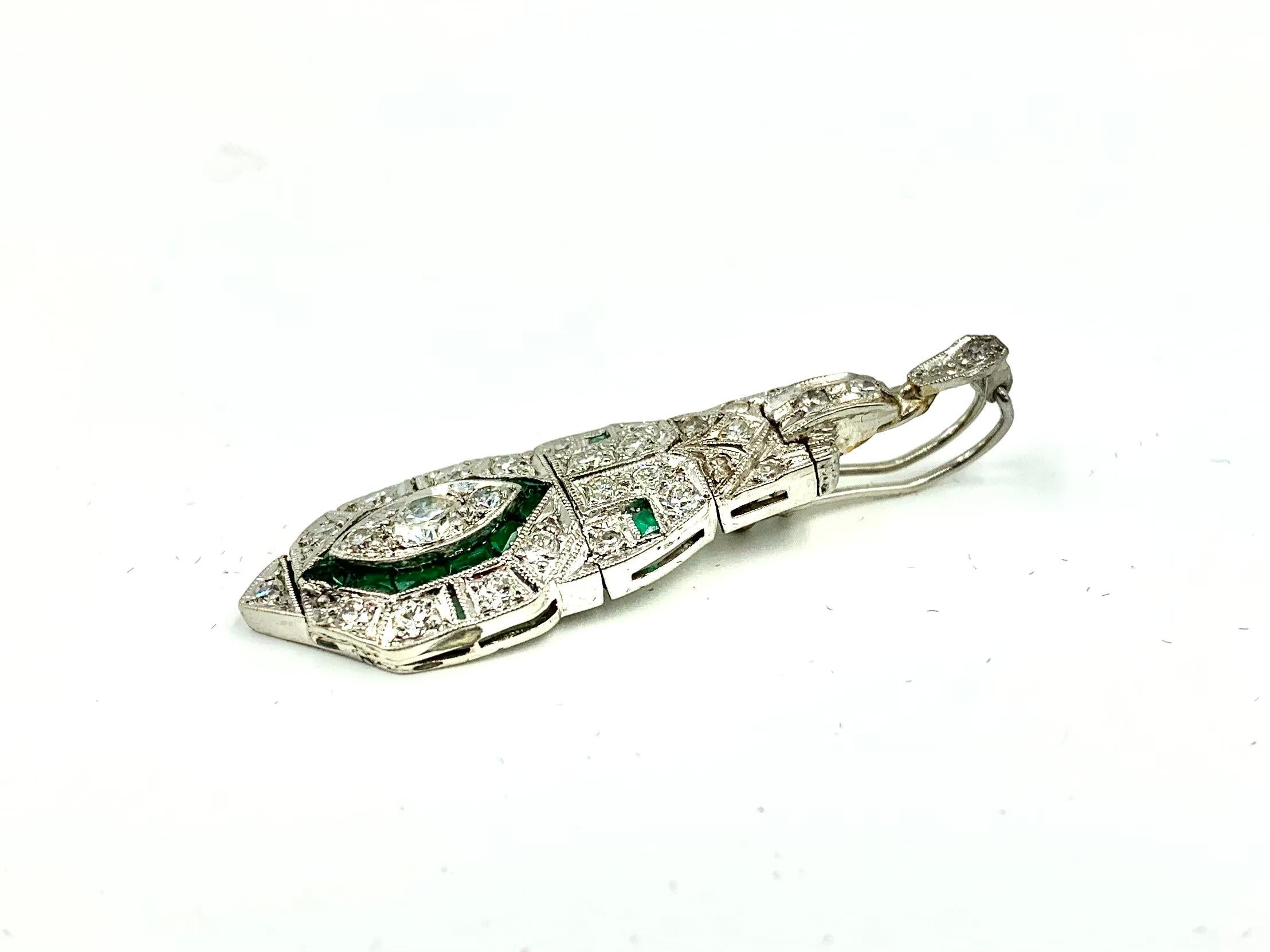 Estate Art Deco Articulated Platinum Diamond Emerald Eye Form Pendant For Sale 4