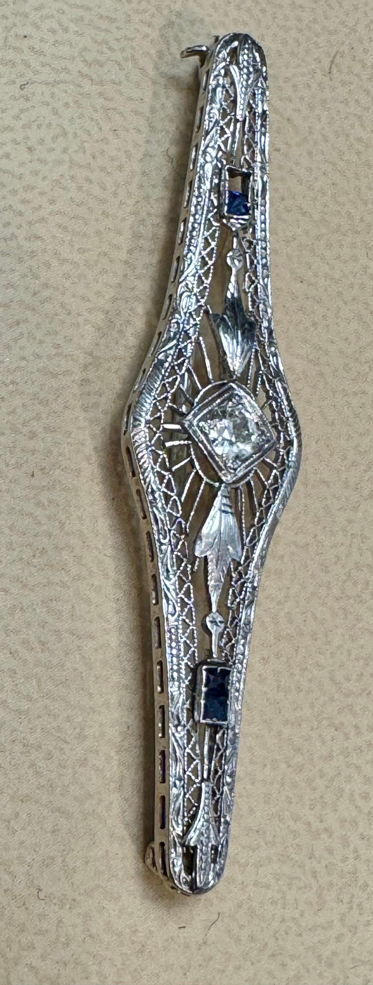 Tenuta Art Deco  Diamante, zaffiro e rubino in platino da 4,2 gm Spilla / Broccia Qualità VS in vendita 1