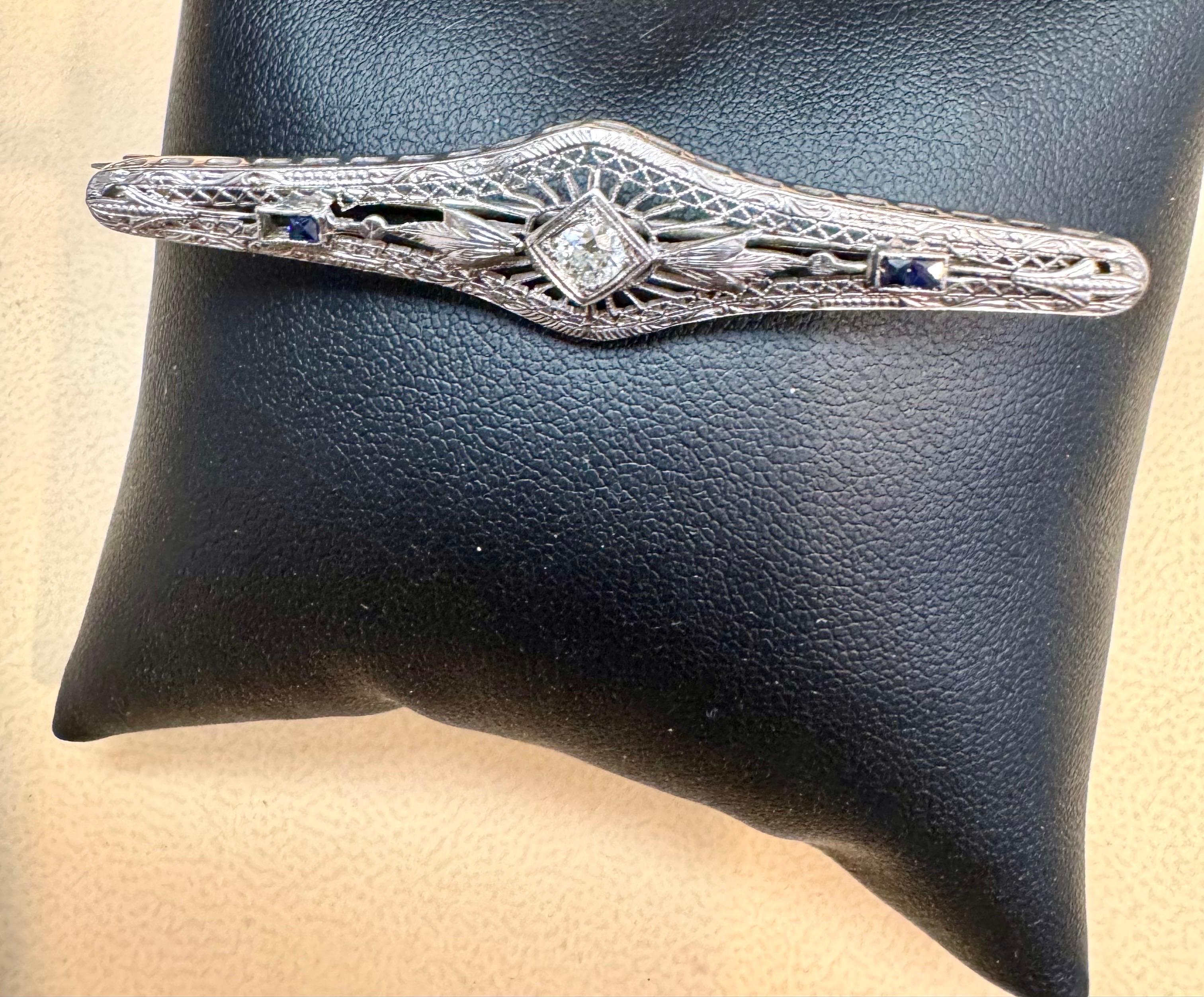 Tenuta Art Deco  Diamante, zaffiro e rubino in platino da 4,2 gm Spilla / Broccia Qualità VS in vendita 3