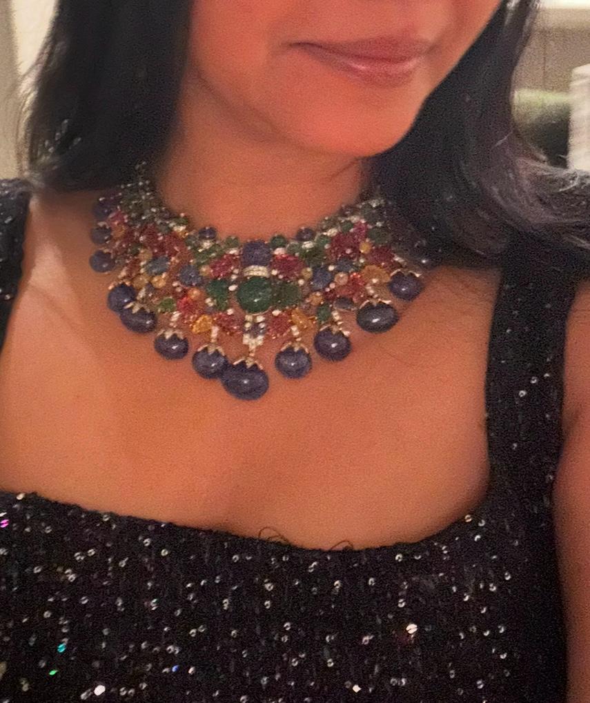 Conjunto de collar Estate Art Decó inspirado en el tutti frutti de piedras preciosas talladas y diamantes en Nuevo estado para la venta en Yorba Linda, CA