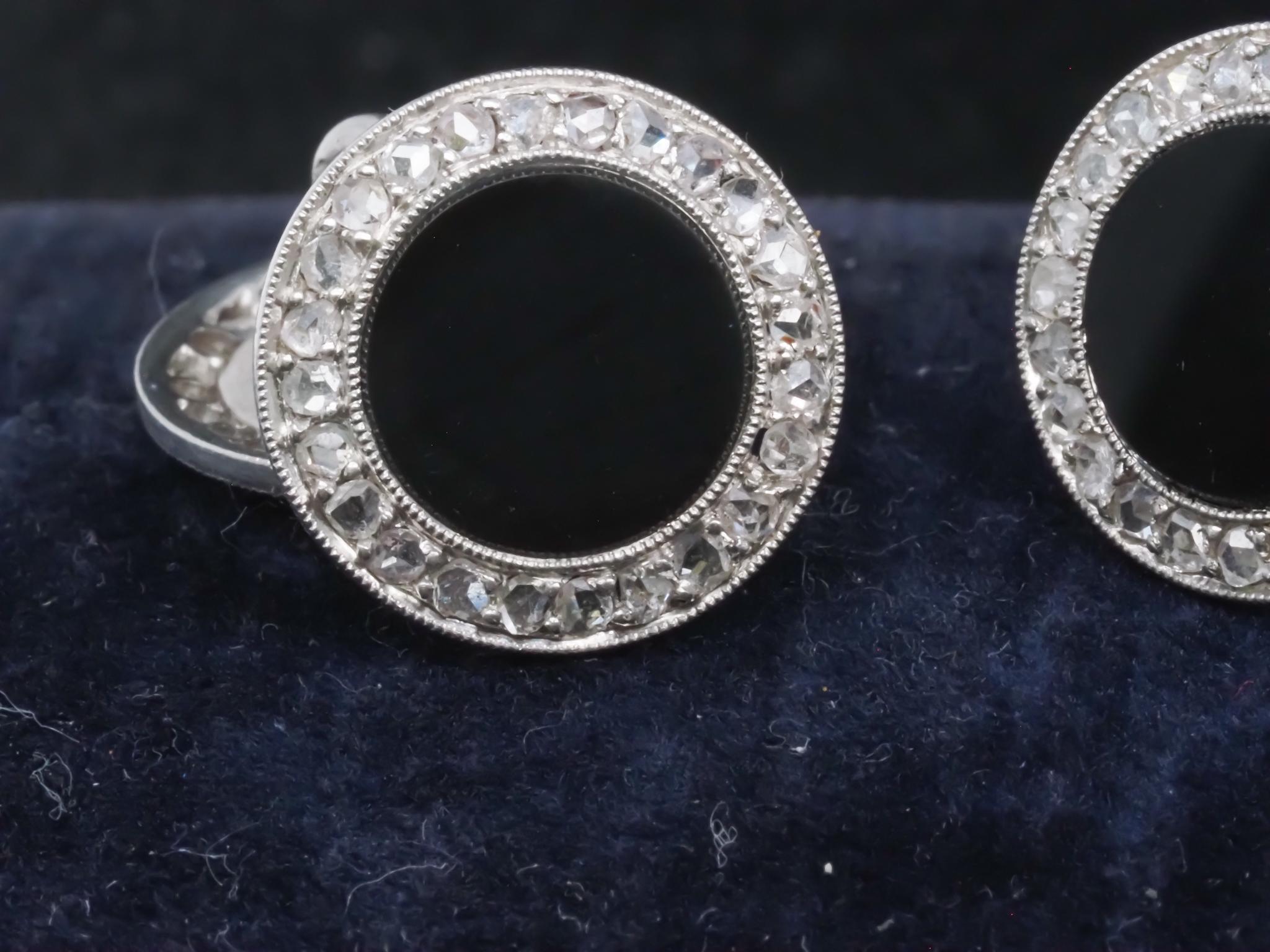 Boutons de manchette Art Déco en platine, onyx français et diamants - VHK#652A Bon état - En vente à Hicksville, NY