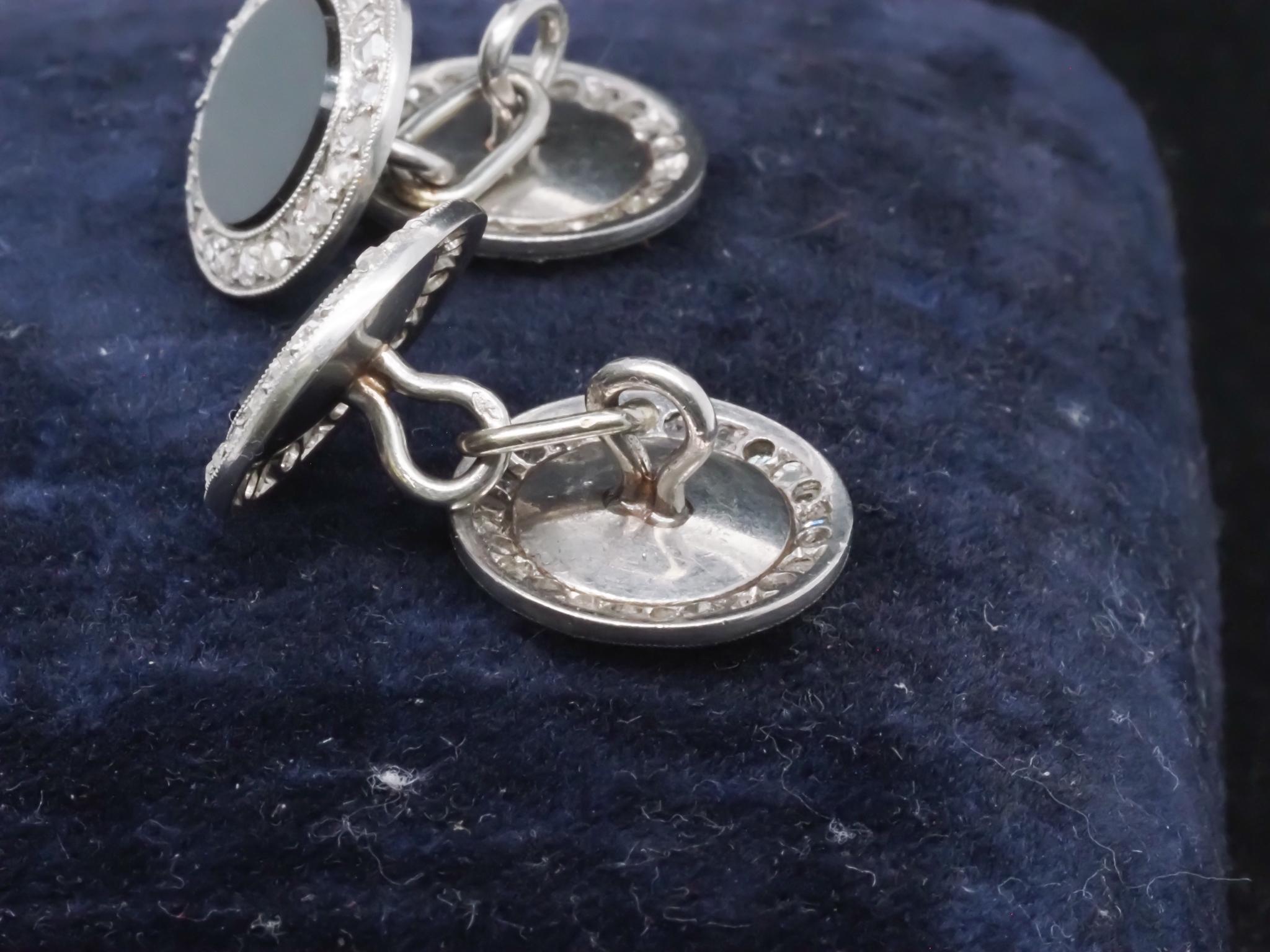 Boutons de manchette Art Déco en platine, onyx français et diamants - VHK#652A en vente 2