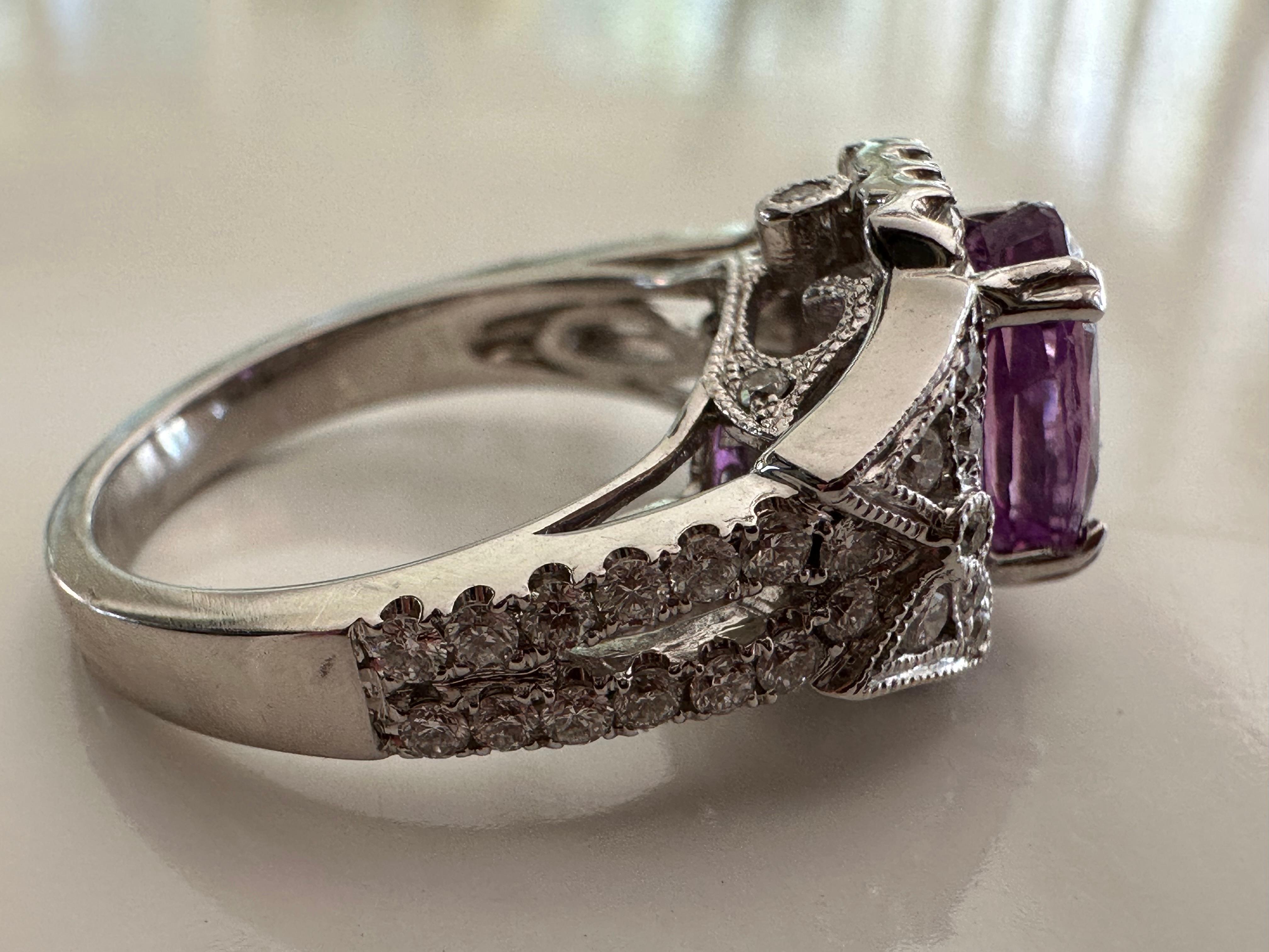 Women's Estate Art Deco-Style Natural Pinkish Purple Sapphire and Diamond Cocktail Ring  For Sale