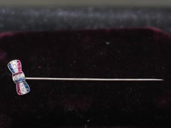 Estate Arto Deco Platinum Ruby, Sapphire & Diamond Stick Pin - VHK#989