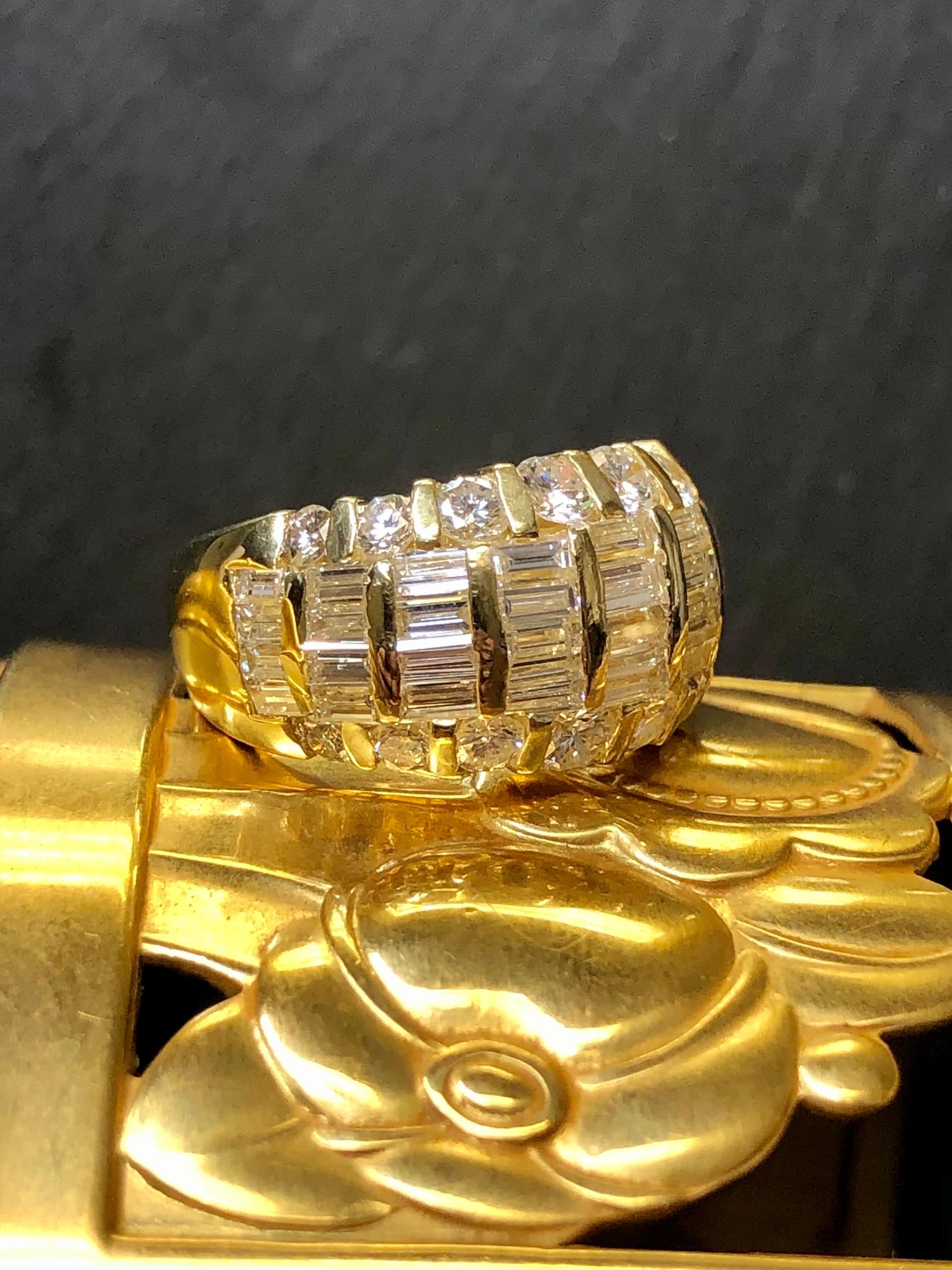 Contemporary Estate Baguette Round Diamond Cluster Cocktail Ring 3.17cttw G Vs  For Sale