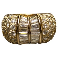 Anello da cocktail con diamante rotondo Baguette Estate 5cttw G Vs