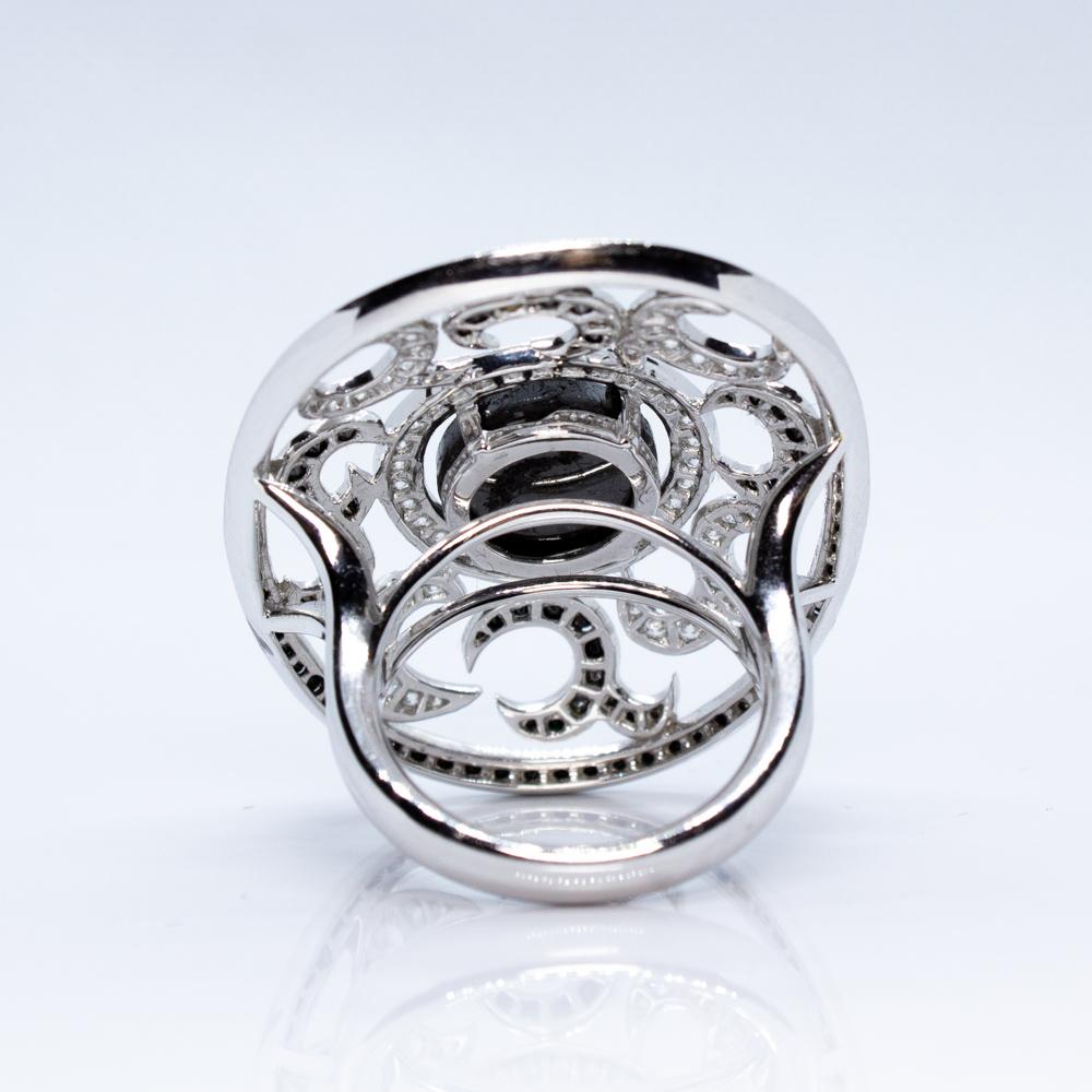 Taille rose Bague bicolore à diamant noir et diamant blanc de taille rose Estate en vente