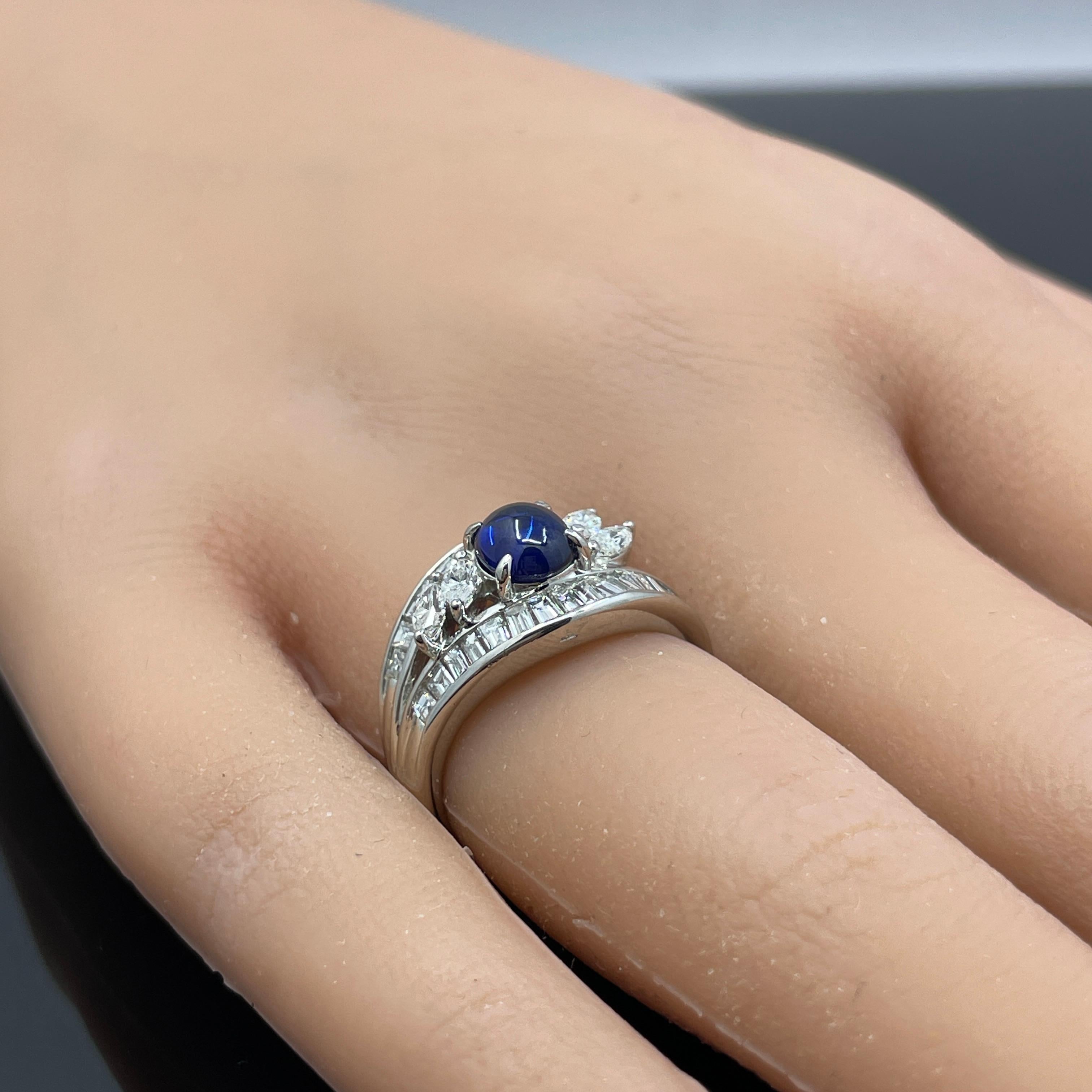 Bague en platine saphir bleu cabochon et diamant 2.15ctw en vente 5