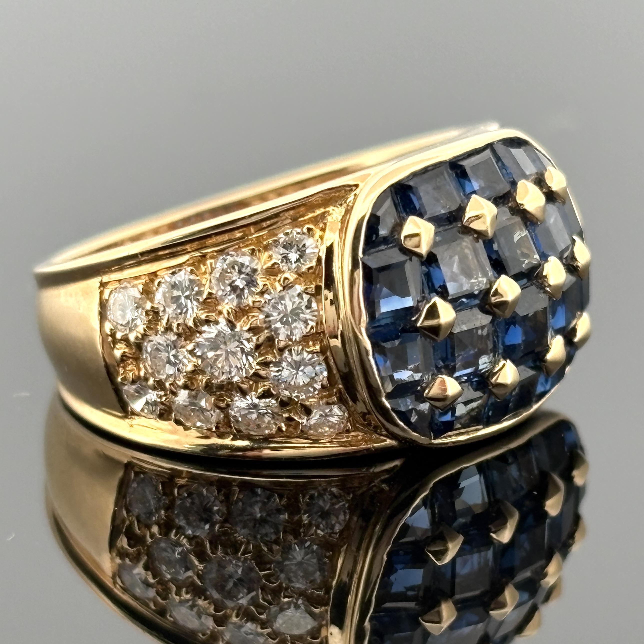 Taille carrée Bague en or jaune 18k saphir bleu et diamant 2.78ctw en vente