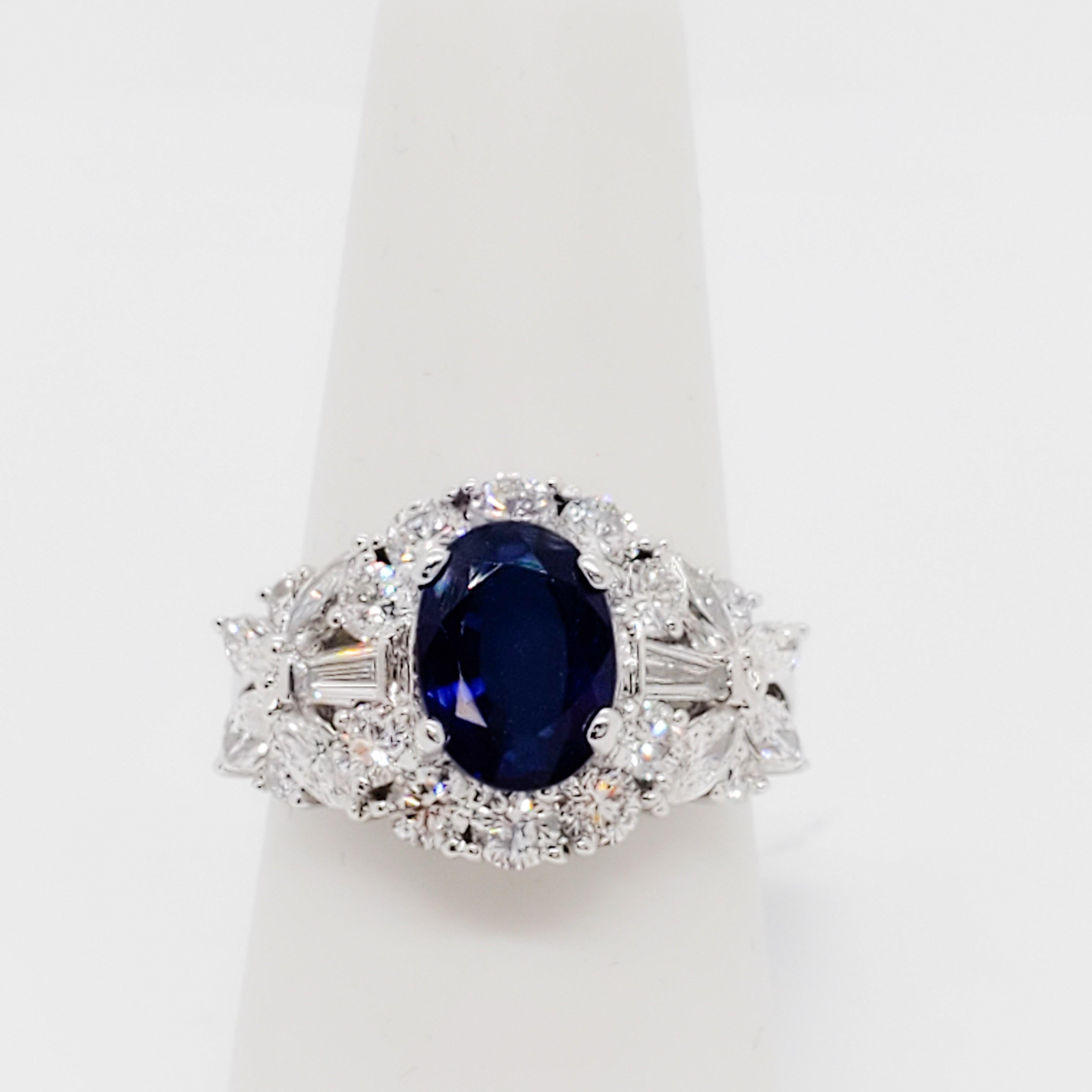 Estate Blue Sapphire Oval and White Diamond Cocktail Ring in 18 Karat White Gold In Excellent Condition In Los Angeles, CA