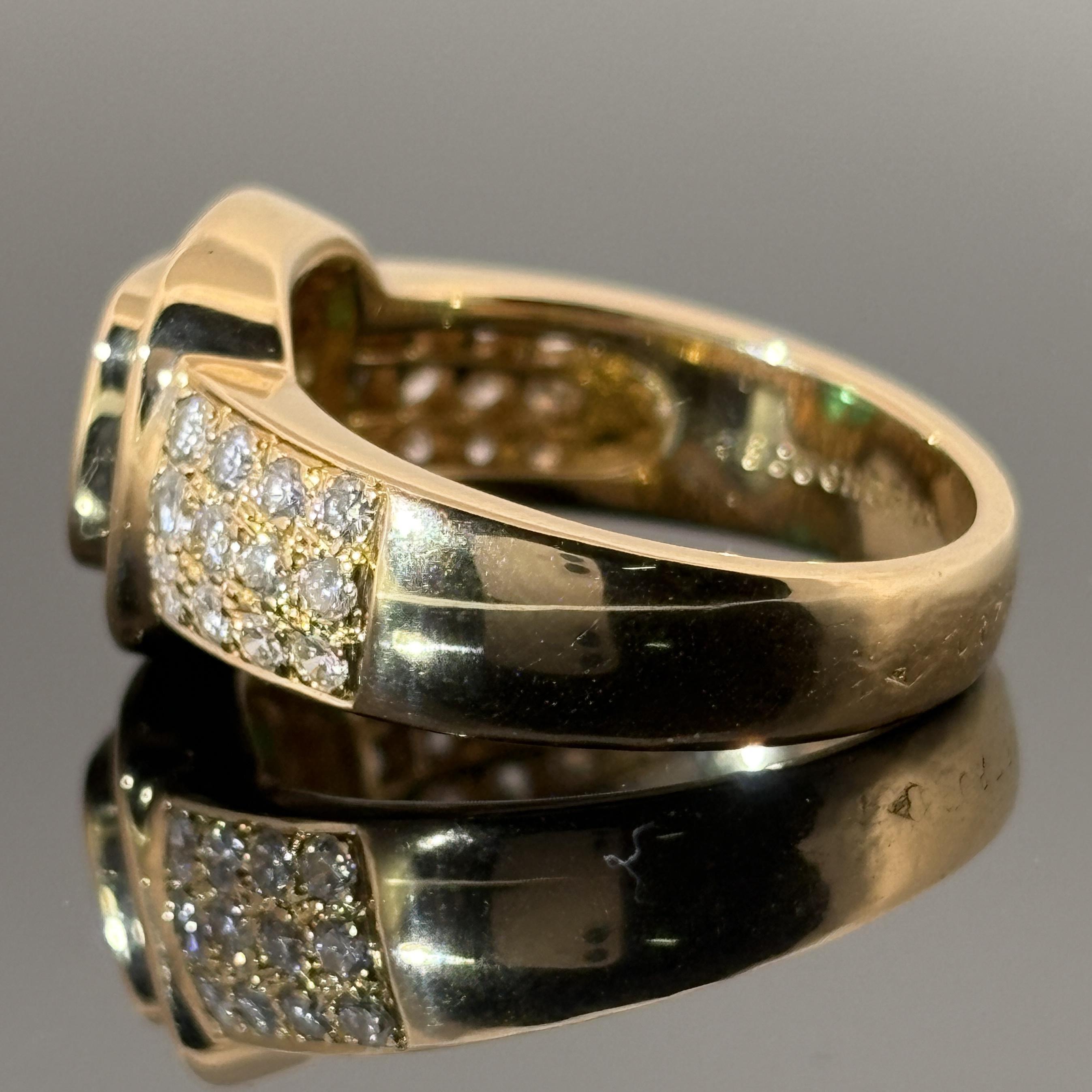 Estate Boucheron Smaragd & Diamant 18k Gelbgold Ring (Carréeschliff) im Angebot