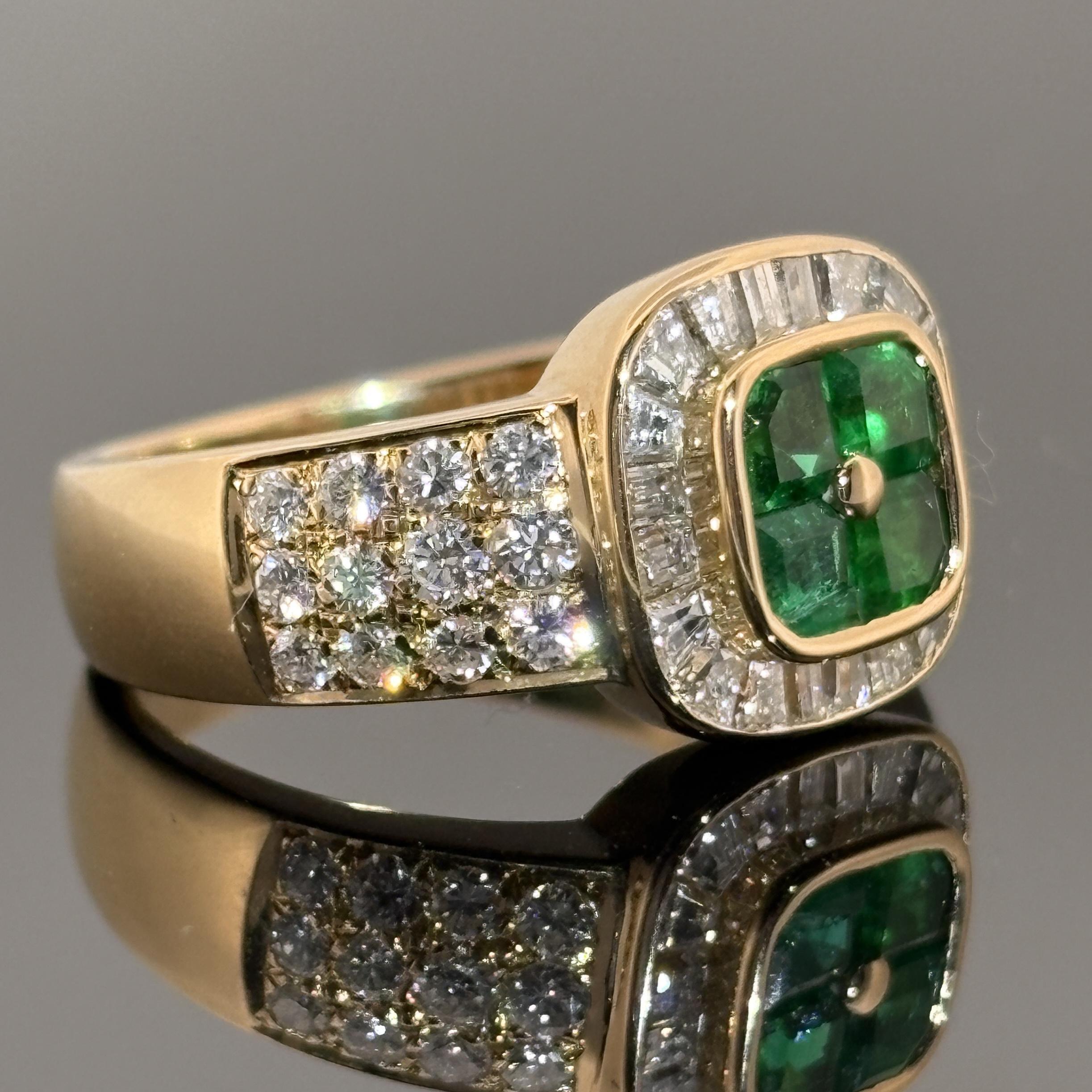 Estate Boucheron Smaragd & Diamant 18k Gelbgold Ring im Angebot 1