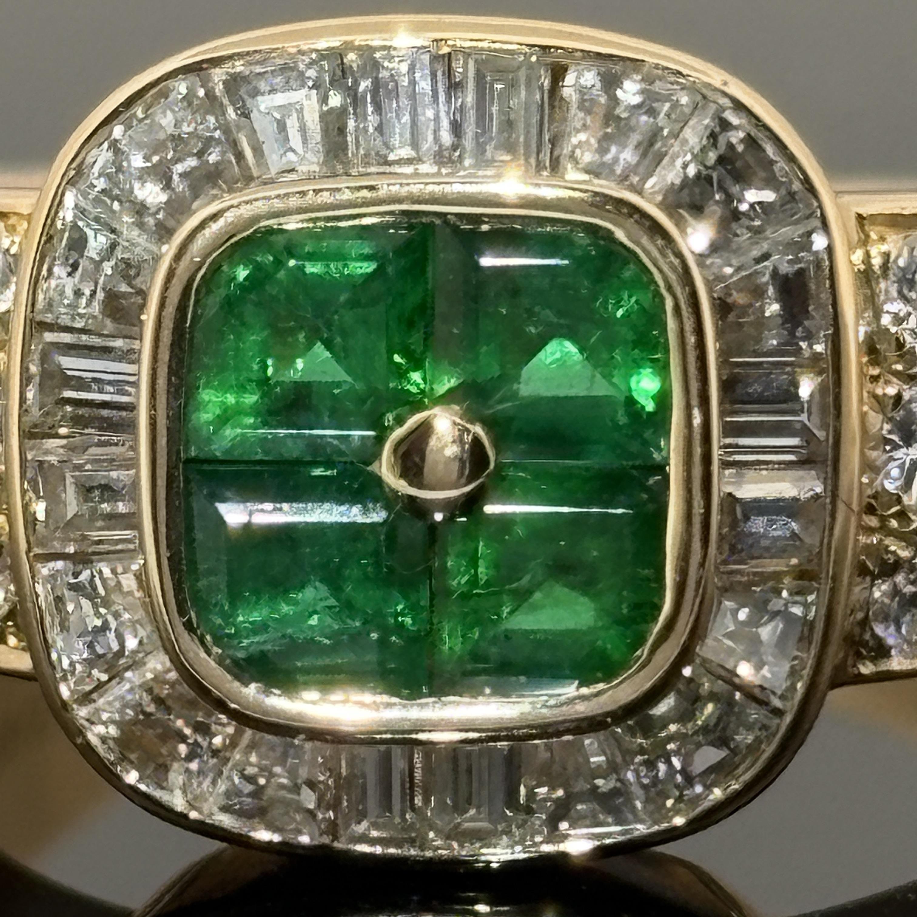 Estate Boucheron Smaragd & Diamant 18k Gelbgold Ring im Angebot 2