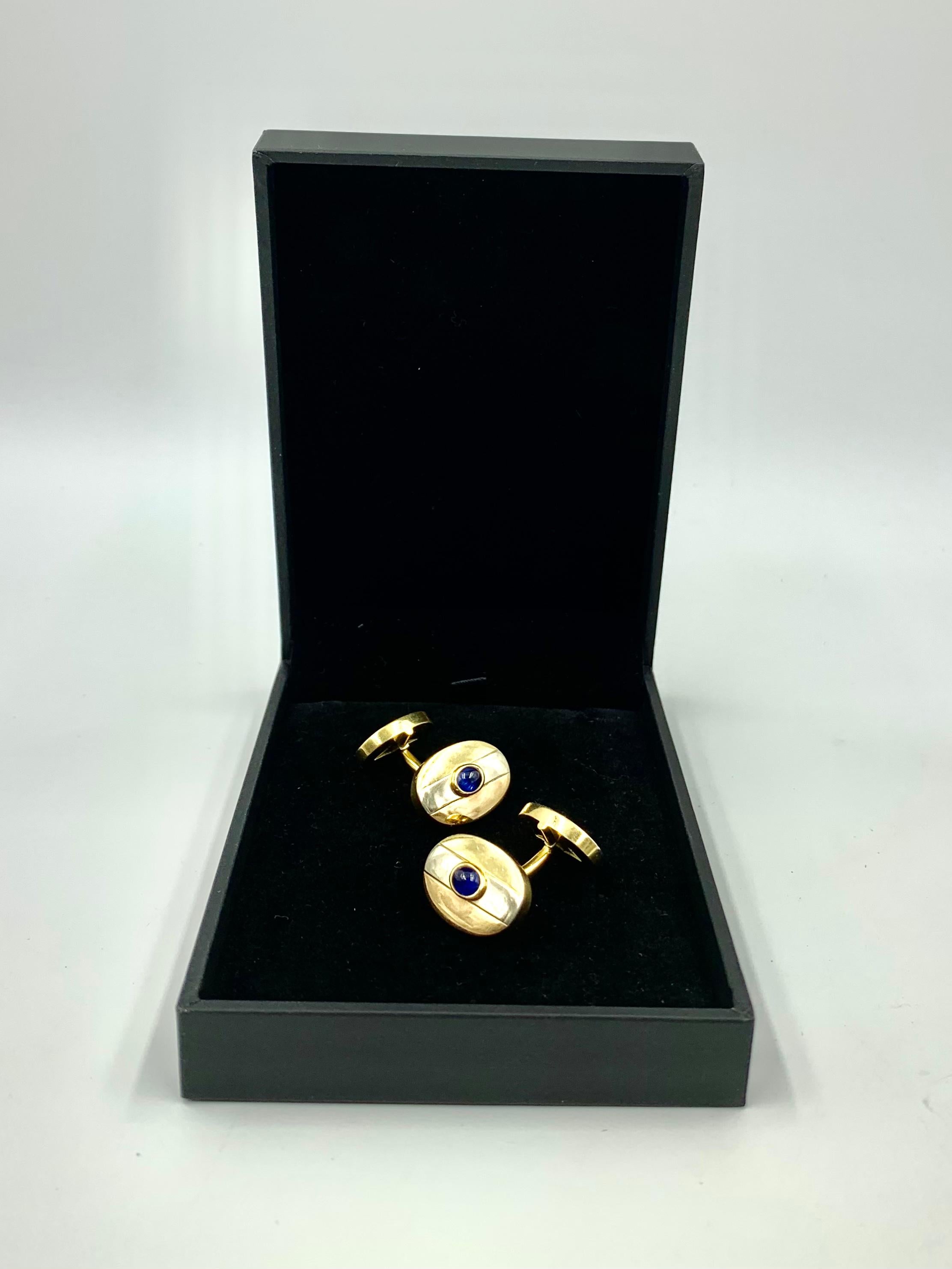 Estate Carlo Weingrill Cabochon Sapphire 18K Tri-Color Gold Oval Cufflinks For Sale 1