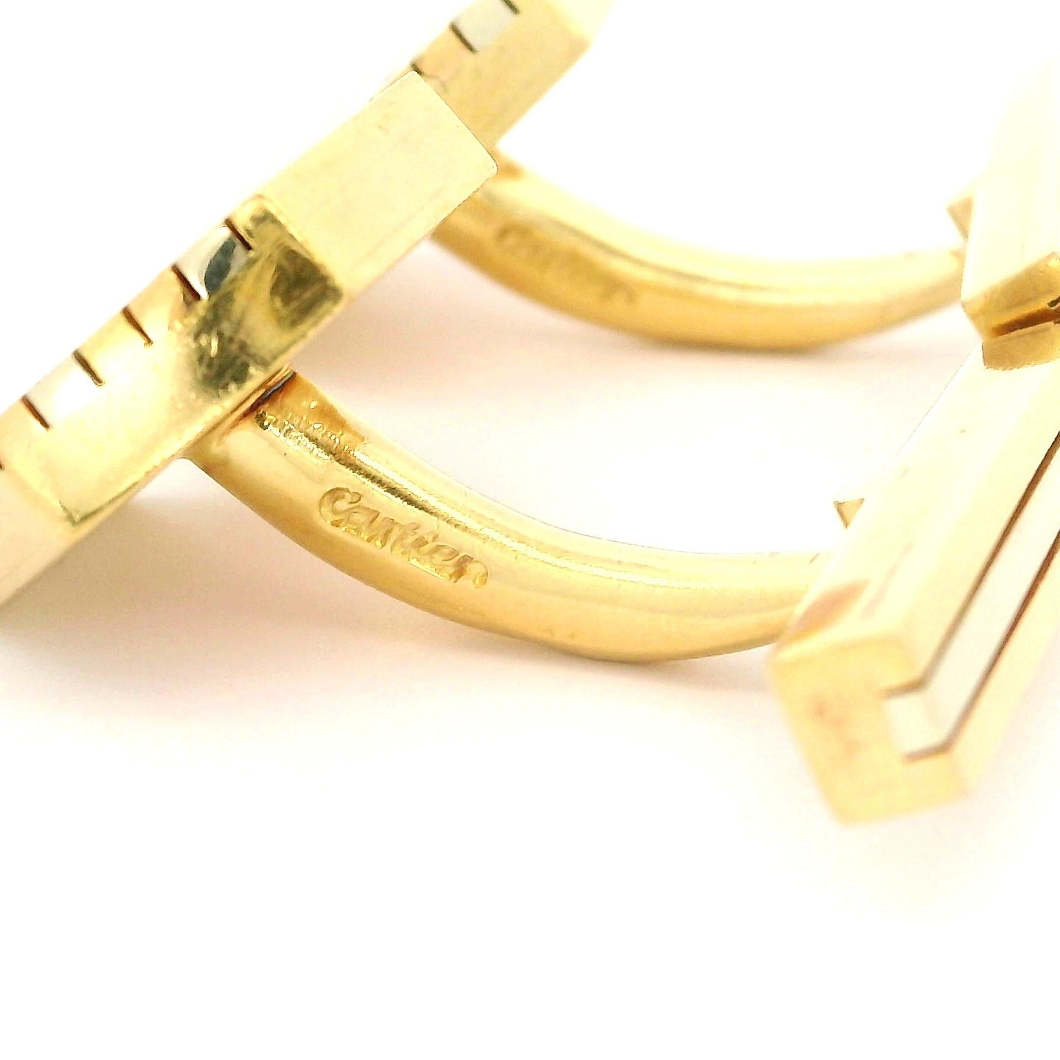 Cartier Boutons de manchette tourbillonnants hexagonaux en or tricolore 18 carats en vente 1