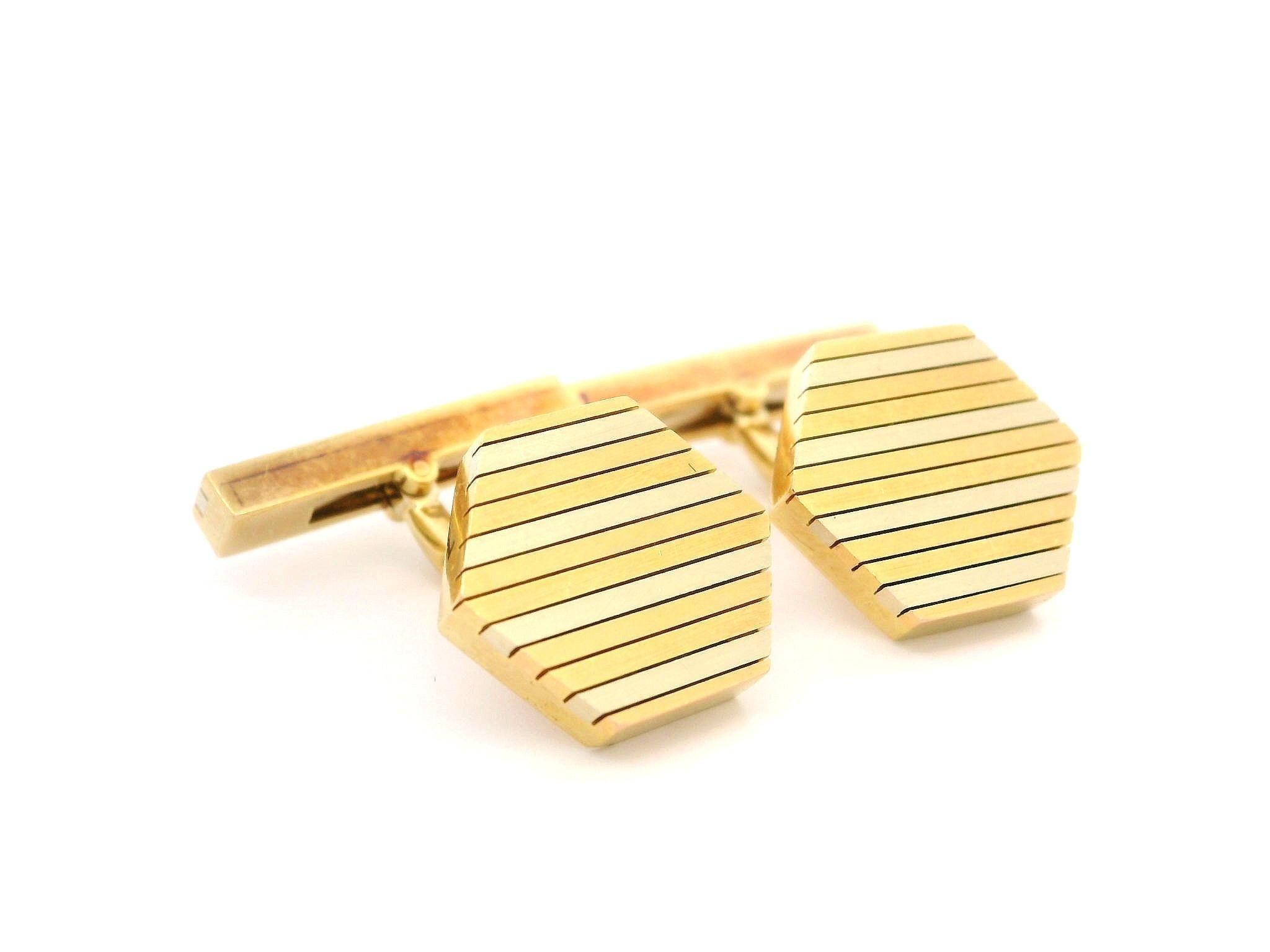 Cartier Boutons de manchette tourbillonnants hexagonaux en or tricolore 18 carats en vente 5