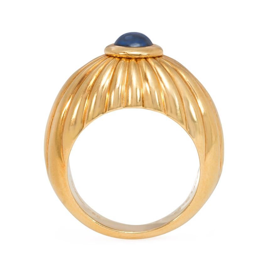 Contemporary Estate Cartier Ribbed Gold Bombé Ring with Cabochon Sapphire Center