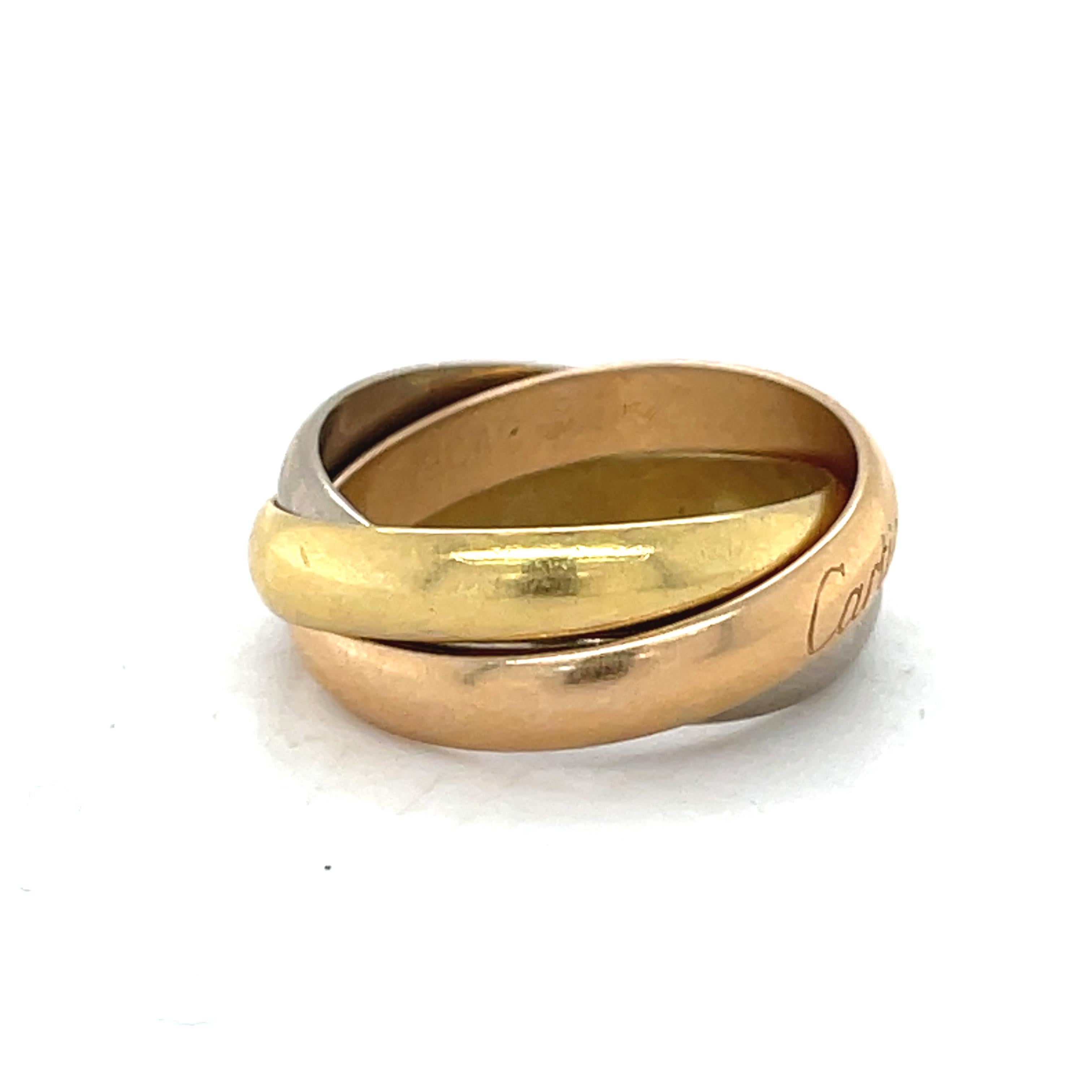 Estate Cartier Trinity Ring, 18K White, Yellow & Rose Gold, Trinity cartier ring In Good Condition For Sale In Ramat Gan, IL