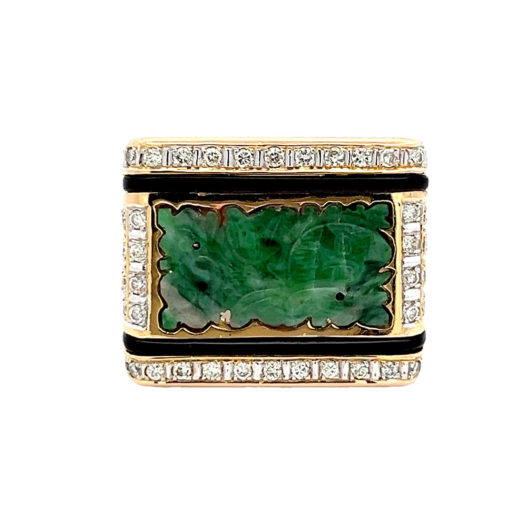 da uomo o donna Anello da cocktail in giada intagliata, diamante e onice di proprietà  Oro giallo 14K, anni '80 circa in vendita