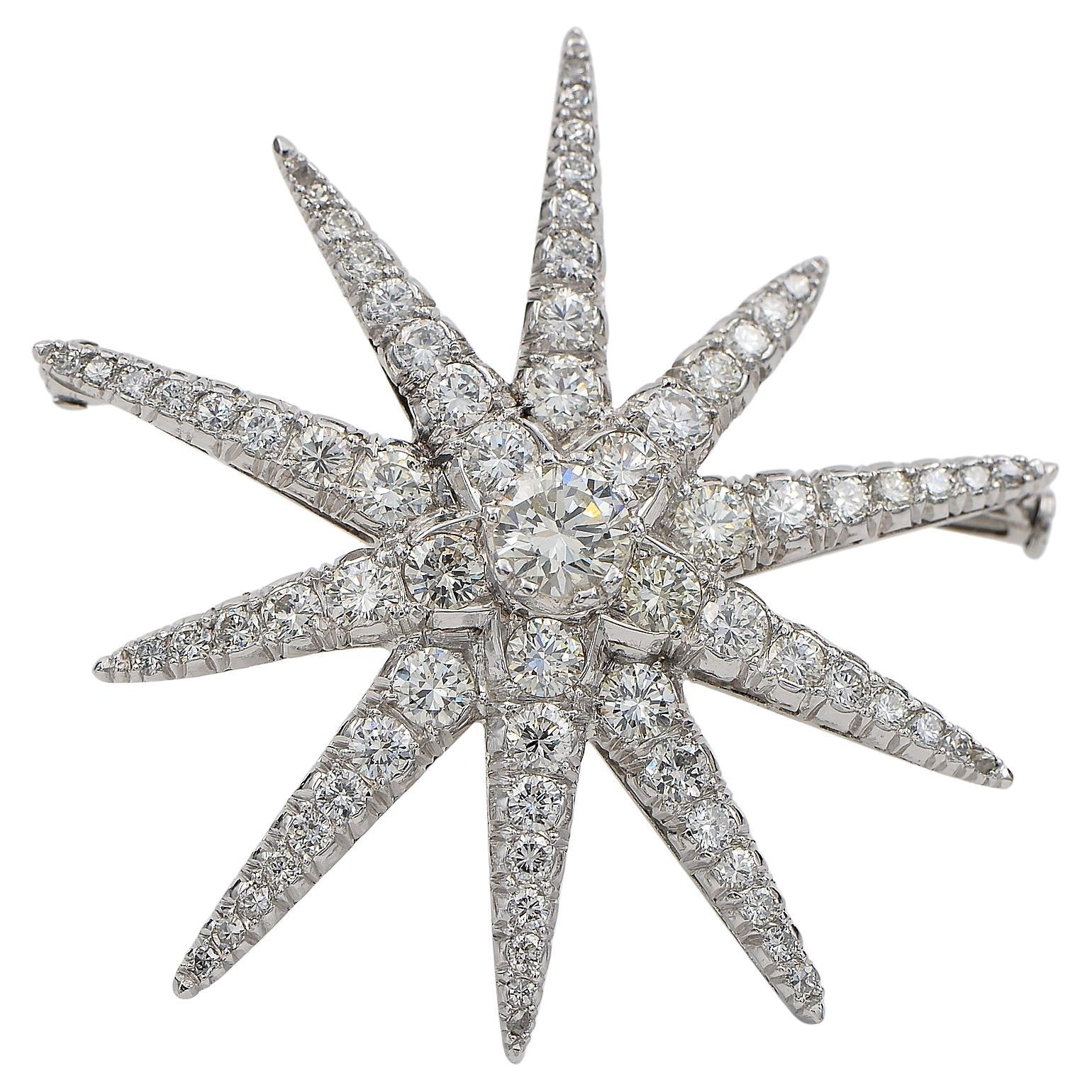 Broche étoile céleste ronde brillante de 3,75 carats en platine G VVS en vente
