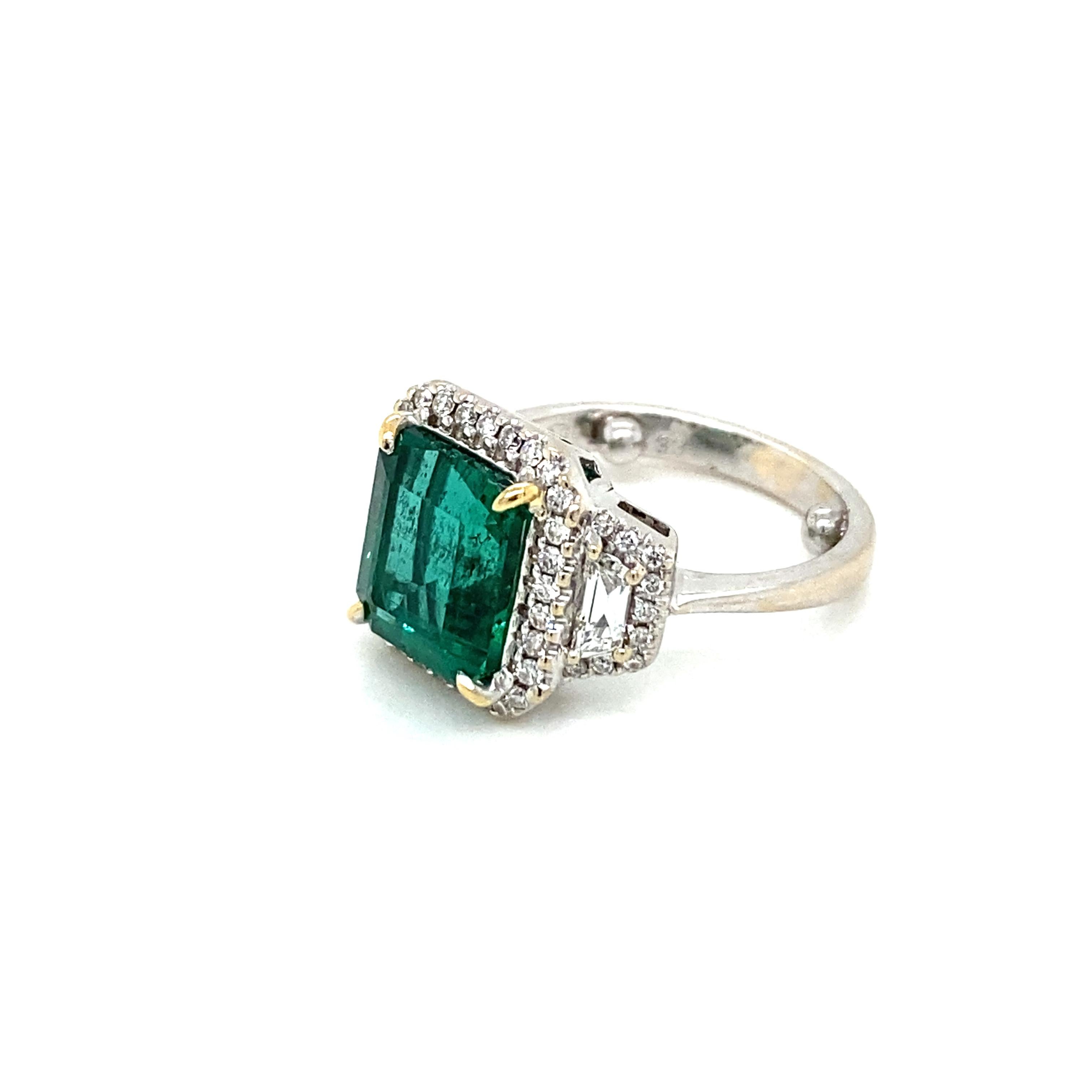Estate Certified 3.34 Carat Natural Emerald Diamond Ring For Sale 1