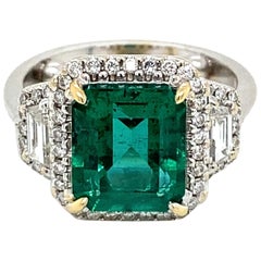 Retro Estate Certified 3.34 Carat Natural Emerald Diamond Ring