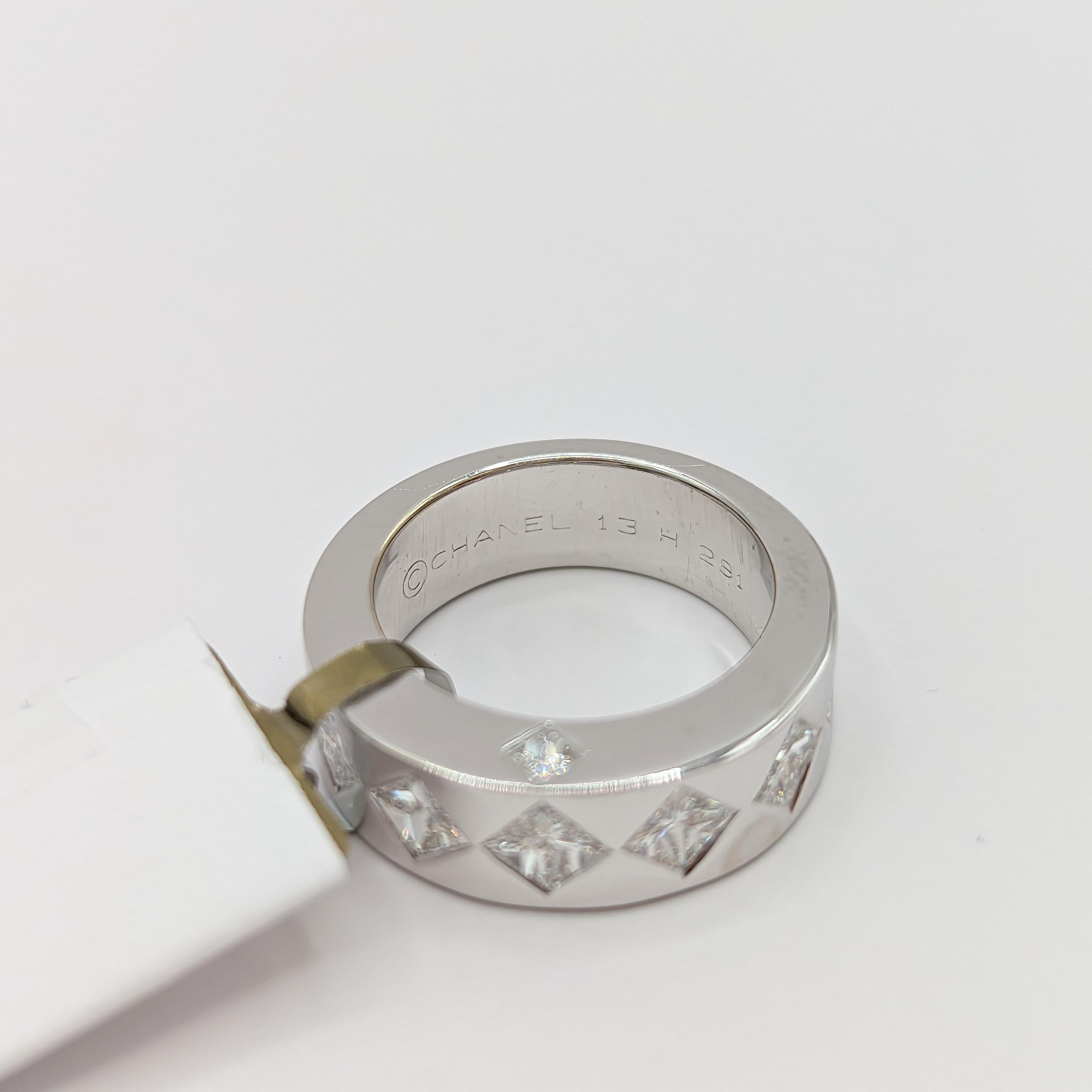 Estate Chanel White Diamond Jacquard Ring in 18k White Gold For Sale 1