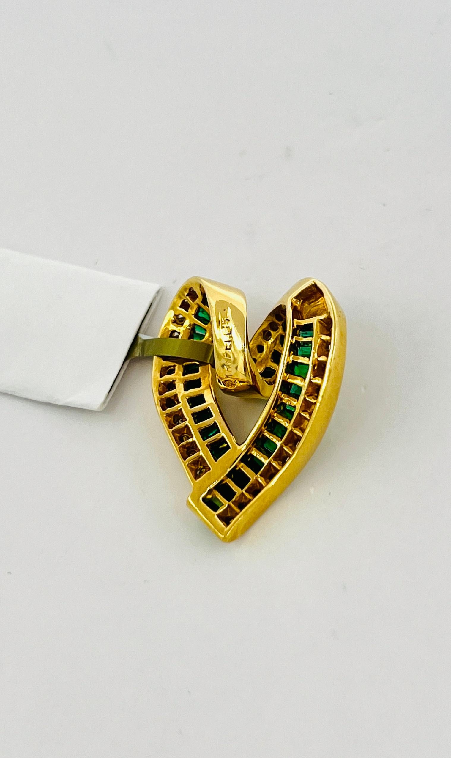 Estate Charles Krypell Emerald Baguette and Round Diamond Pendant in 18K Gold In Excellent Condition In Los Angeles, CA