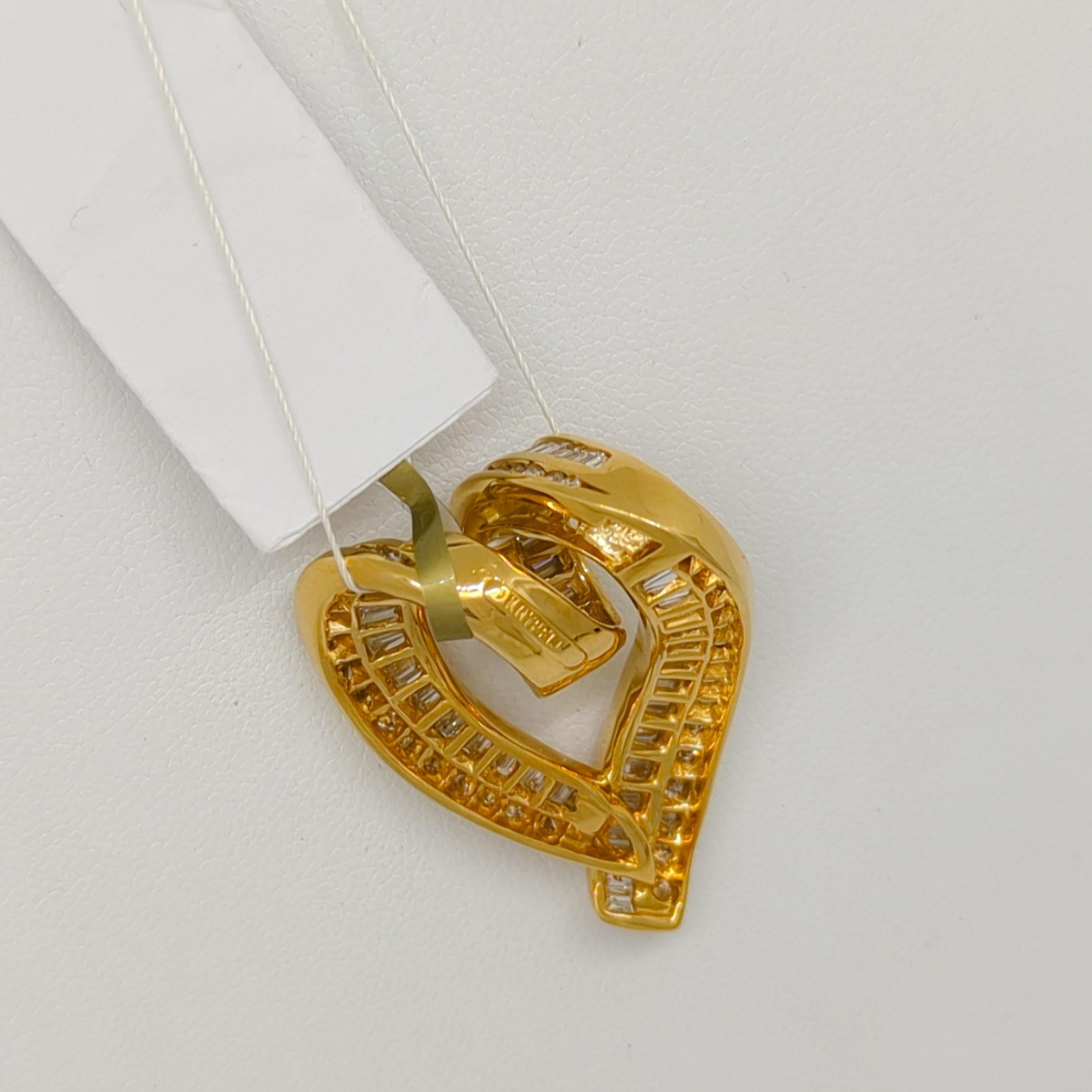 Charles Krypell Pendentif en forme de cœur avec diamants en or jaune 18 carats, ancienne propriété Unisexe en vente