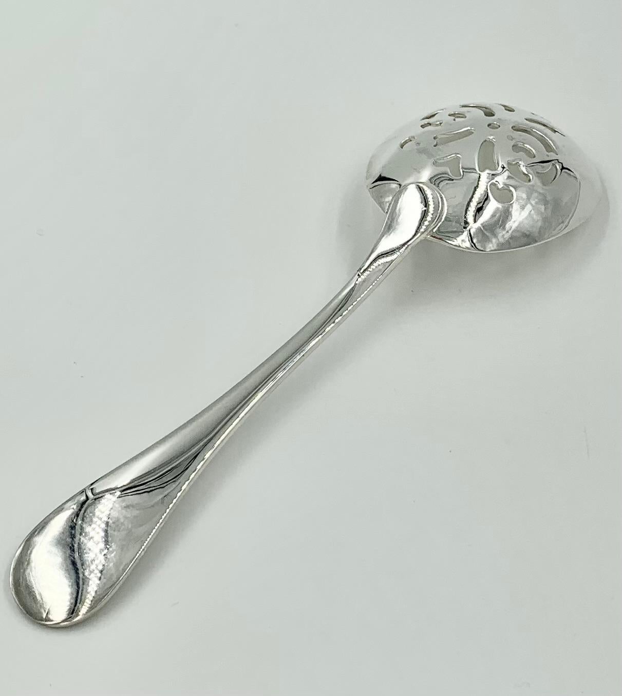 Placcato argento Estate Christofle Paris Cucchiaio da portata per il ghiaccio, Grande, Collezione Berry in vendita