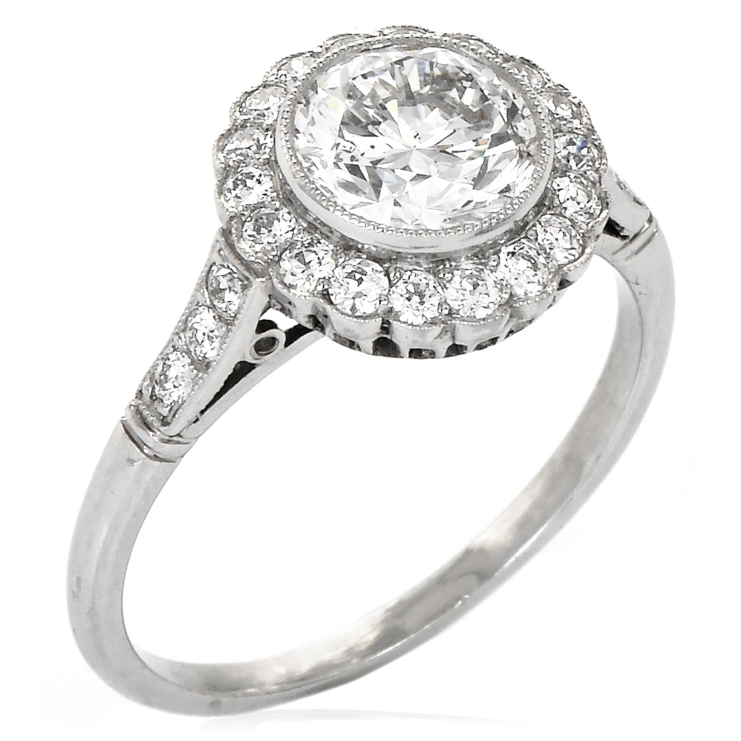 Art Deco Estate Classic  1.26 Carats Diamond Platinum Flower Halo Engagement Ring