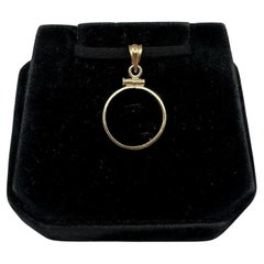 Ciondolo a forma di moneta in oro giallo 14kt - Diametro interno 15,9 mm, 0,8 grammi