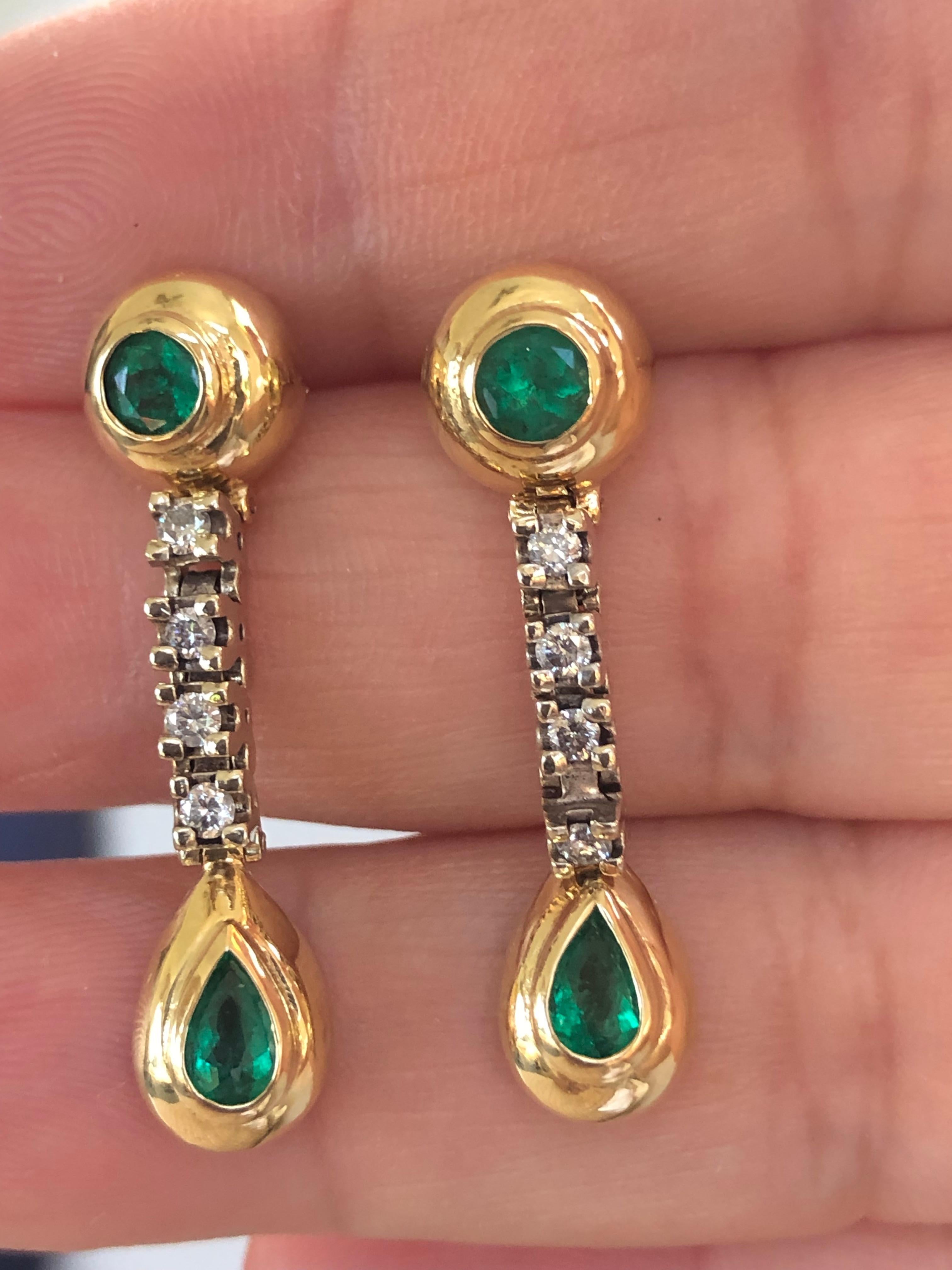 Women's Estate Colombian Emerald & Diamond Dangle Drop Earrings Gold For Sale