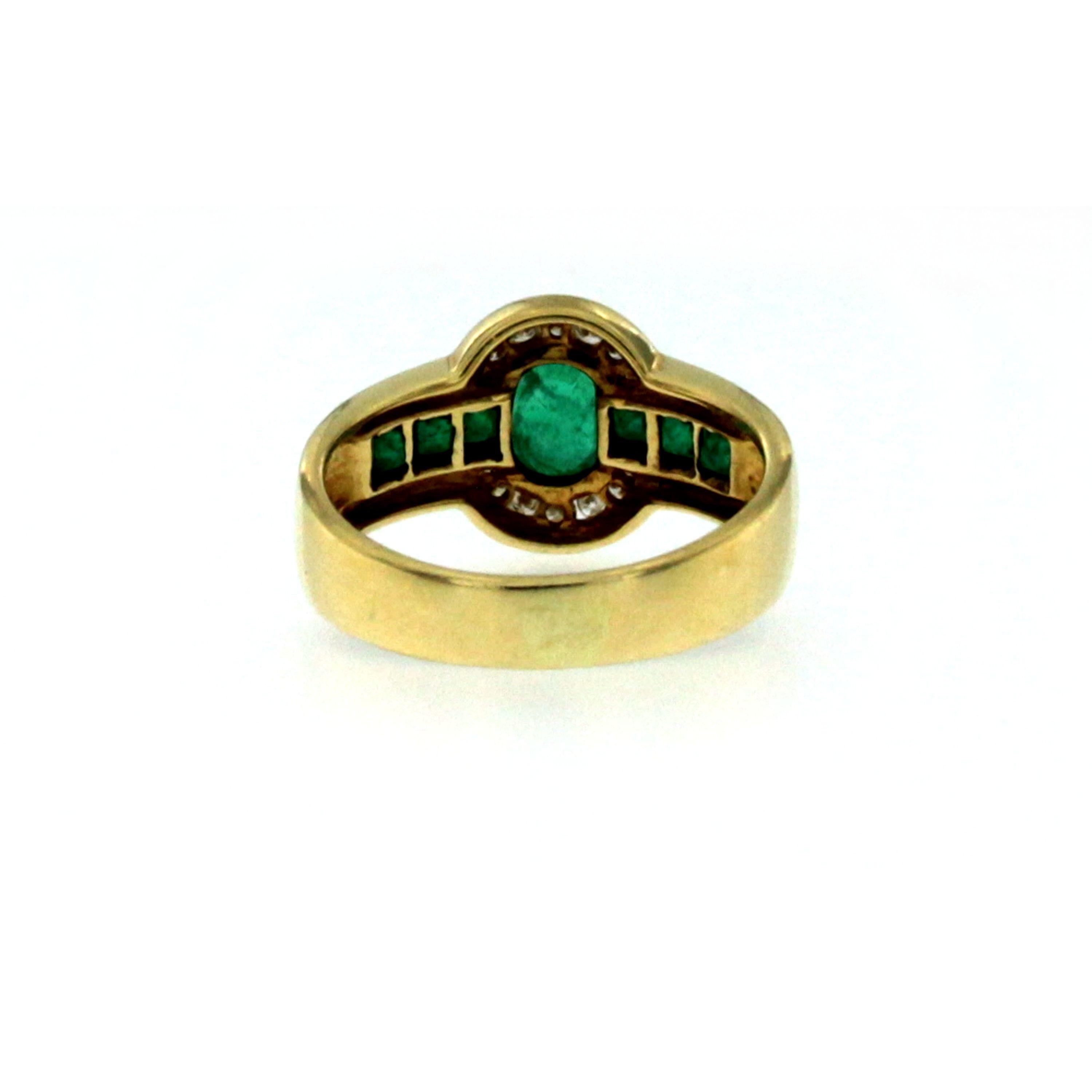 Women's Estate Colombian Emerald Diamond Gold Band Ring