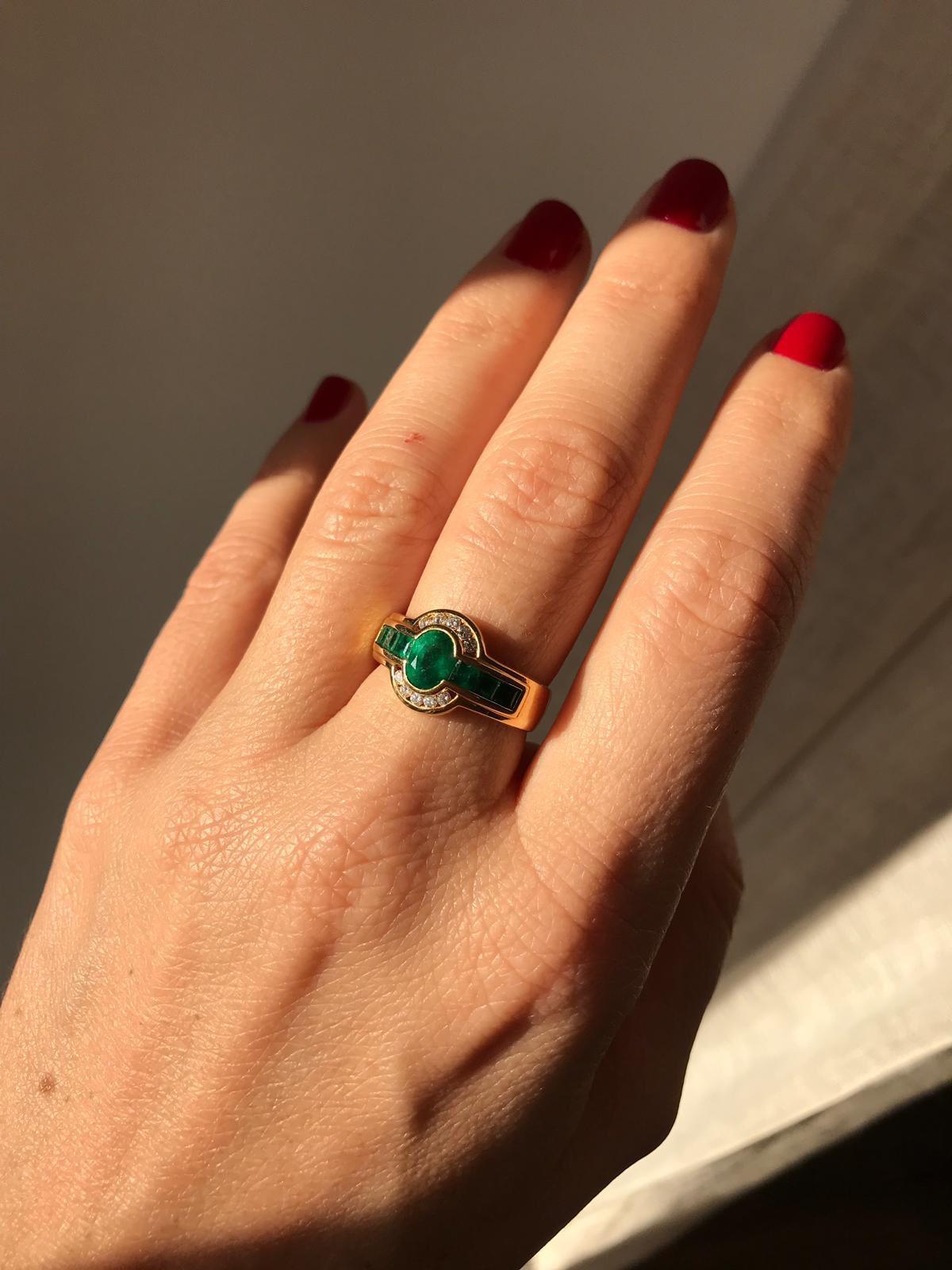 Estate Colombian Emerald Diamond Gold Band Ring 2