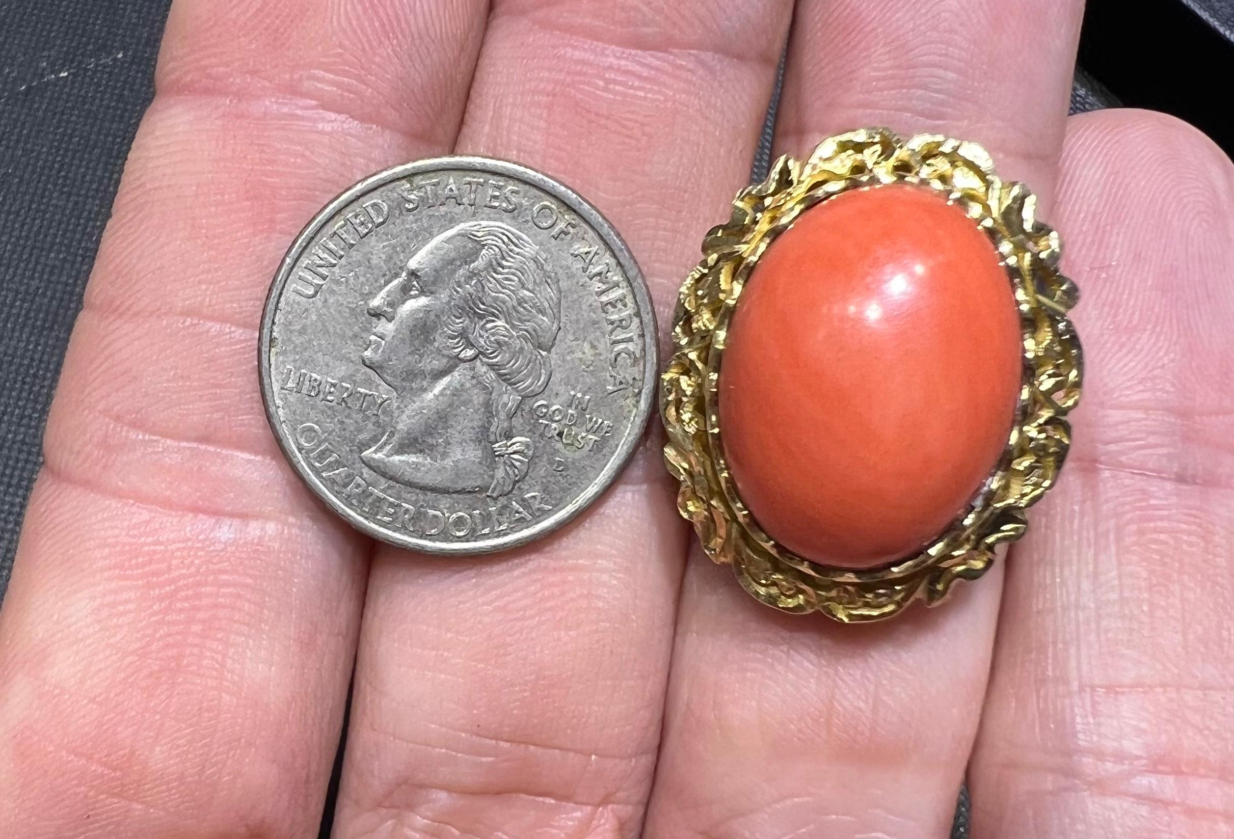 Women's or Men's Estate Coral Cabochon 18k Yellow Gold Cocktail Ring