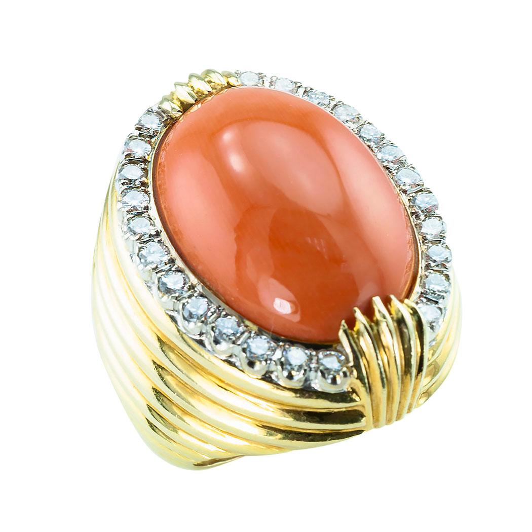 Contemporary Estate Coral Diamond Yellow Gold Cocktail Ring Size 8